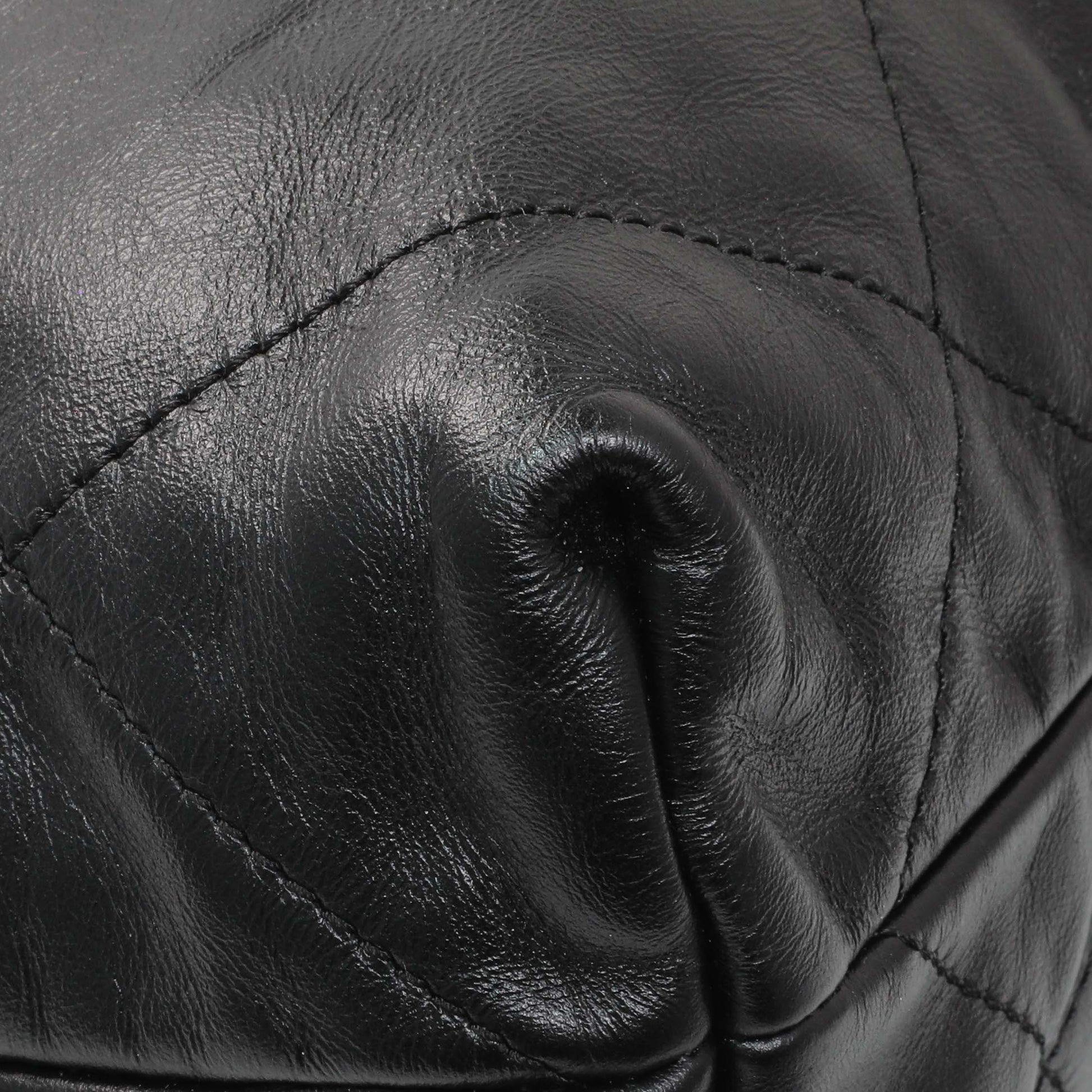 Exclusive Chanel Black Shiny Calfskin Quilted Small Chanel 22 — Top View