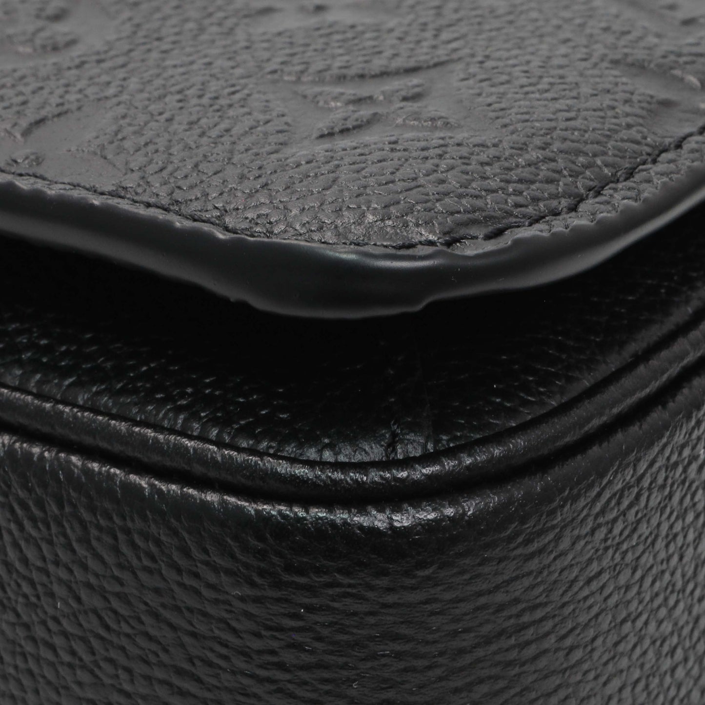 Exclusive Louis Vuitton Black Empreinte Pochette Metis East West — Lifestyle View