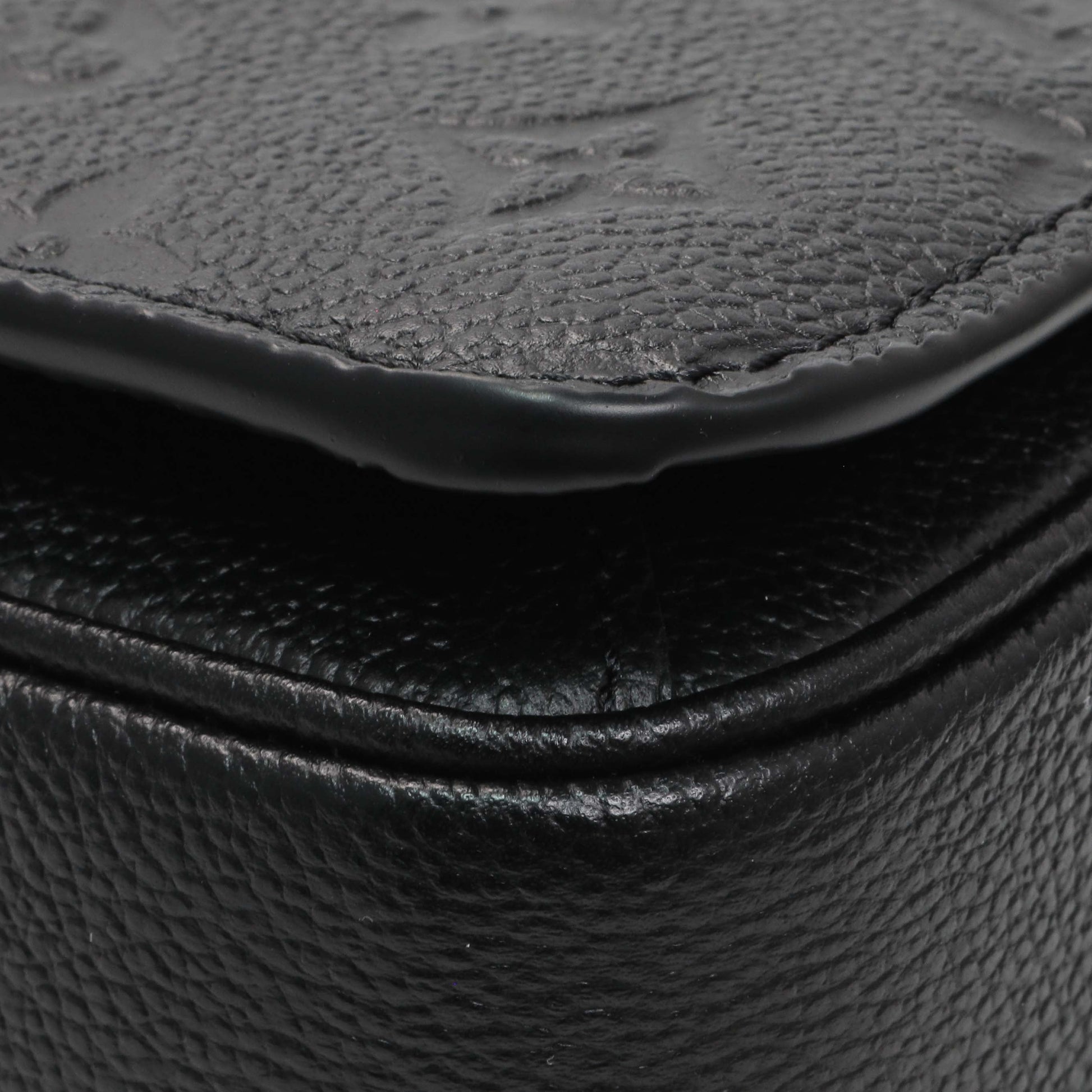Exclusive Louis Vuitton Black Empreinte Pochette Metis East West — Lifestyle View