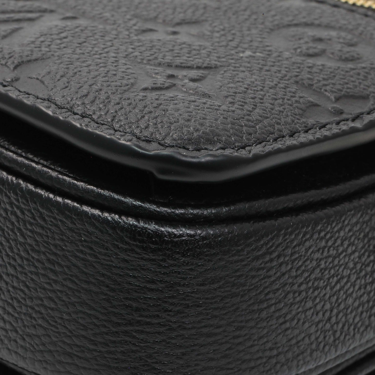Exclusive Louis Vuitton Black Empreinte Pochette Metis East West — Alternate View 7