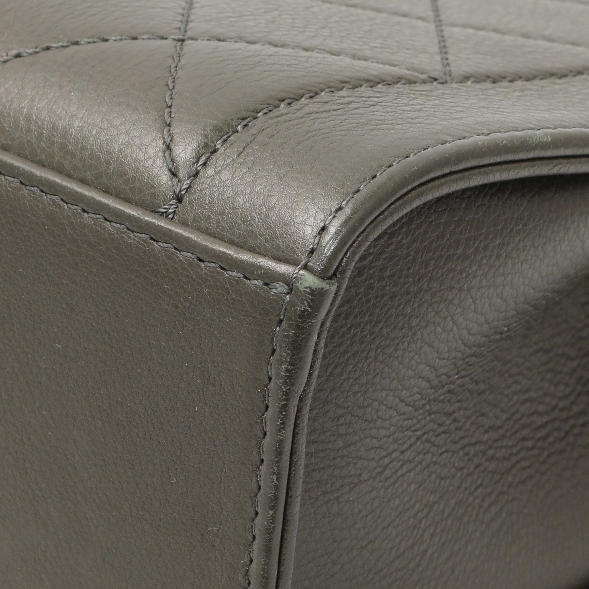 Exclusive Chanel Khaki Grained Calfskin Quilted Medium Label Click Flap — Alternate View 7