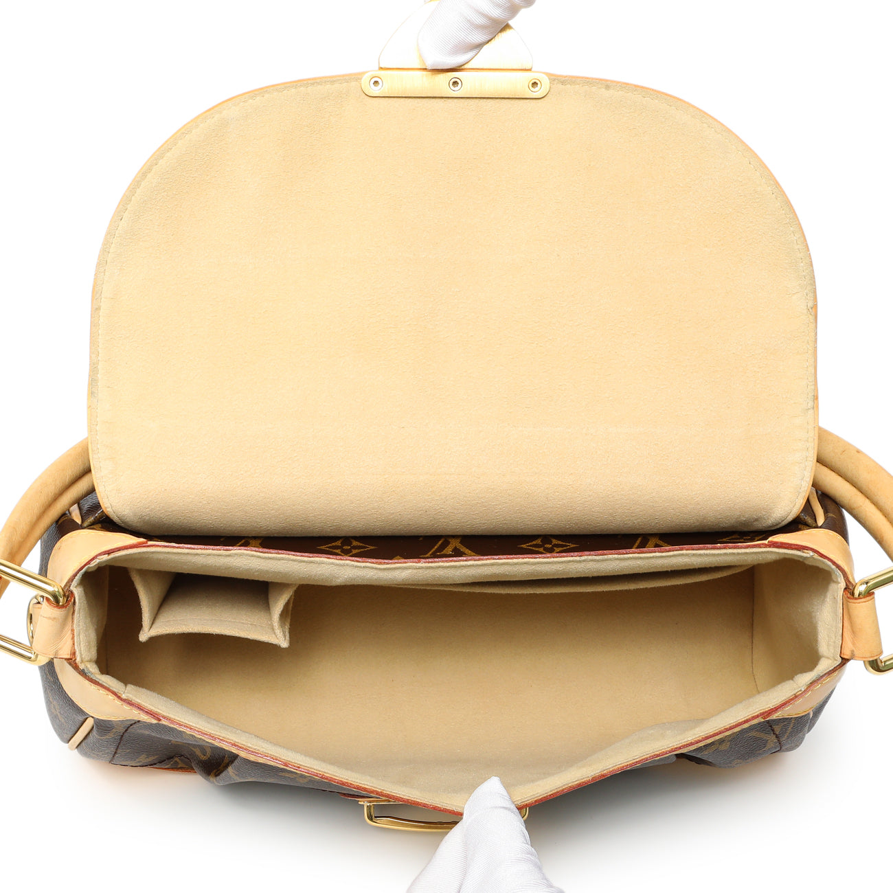 Exclusive Louis Vuitton Monogram Beverly MM — Alternate View 8