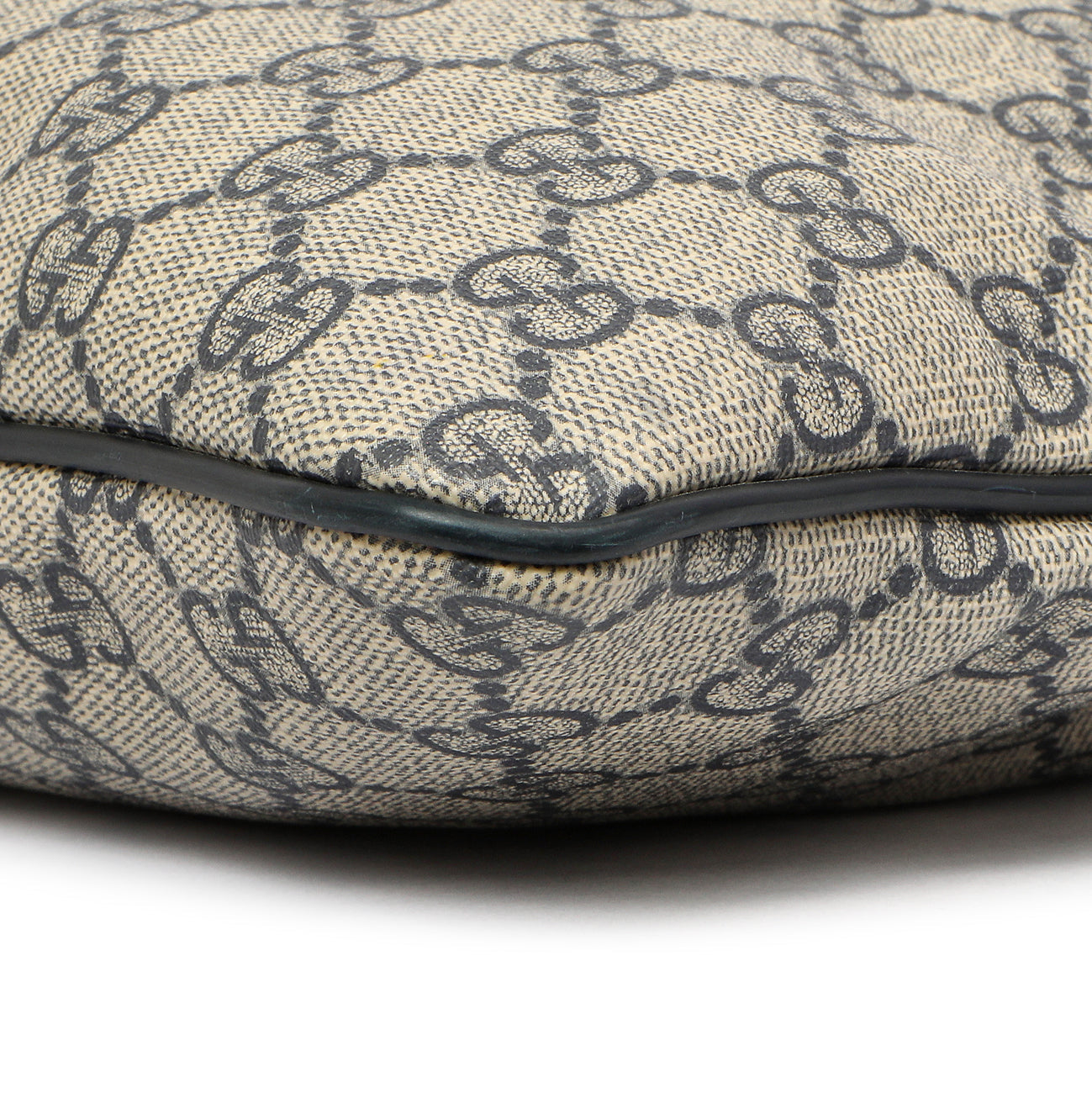 Exclusive Gucci GG Plus Monogram Large Flat Messenger Bag — Detail View