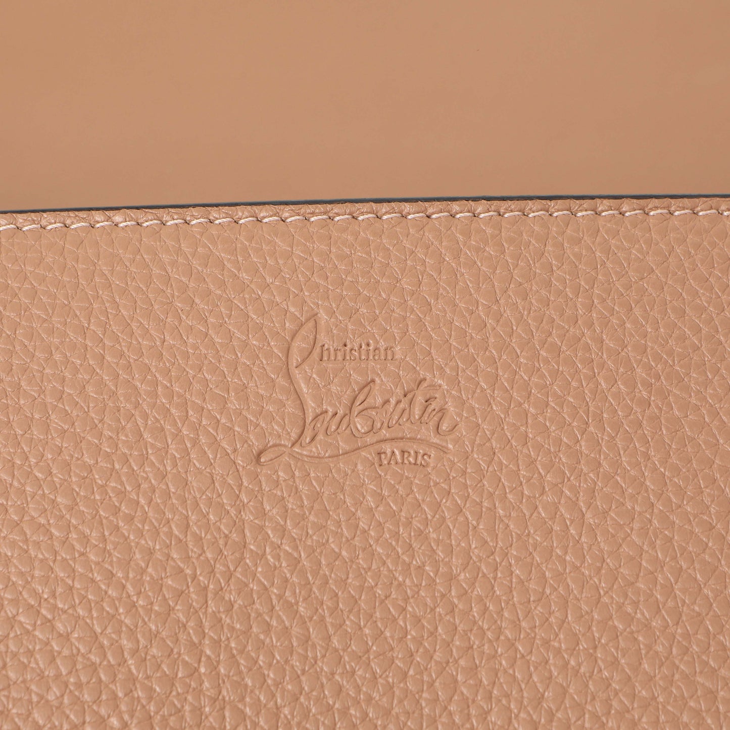 Exclusive Christian Louboutin Beige Loubinthesky Paloma Clutch — Detail View