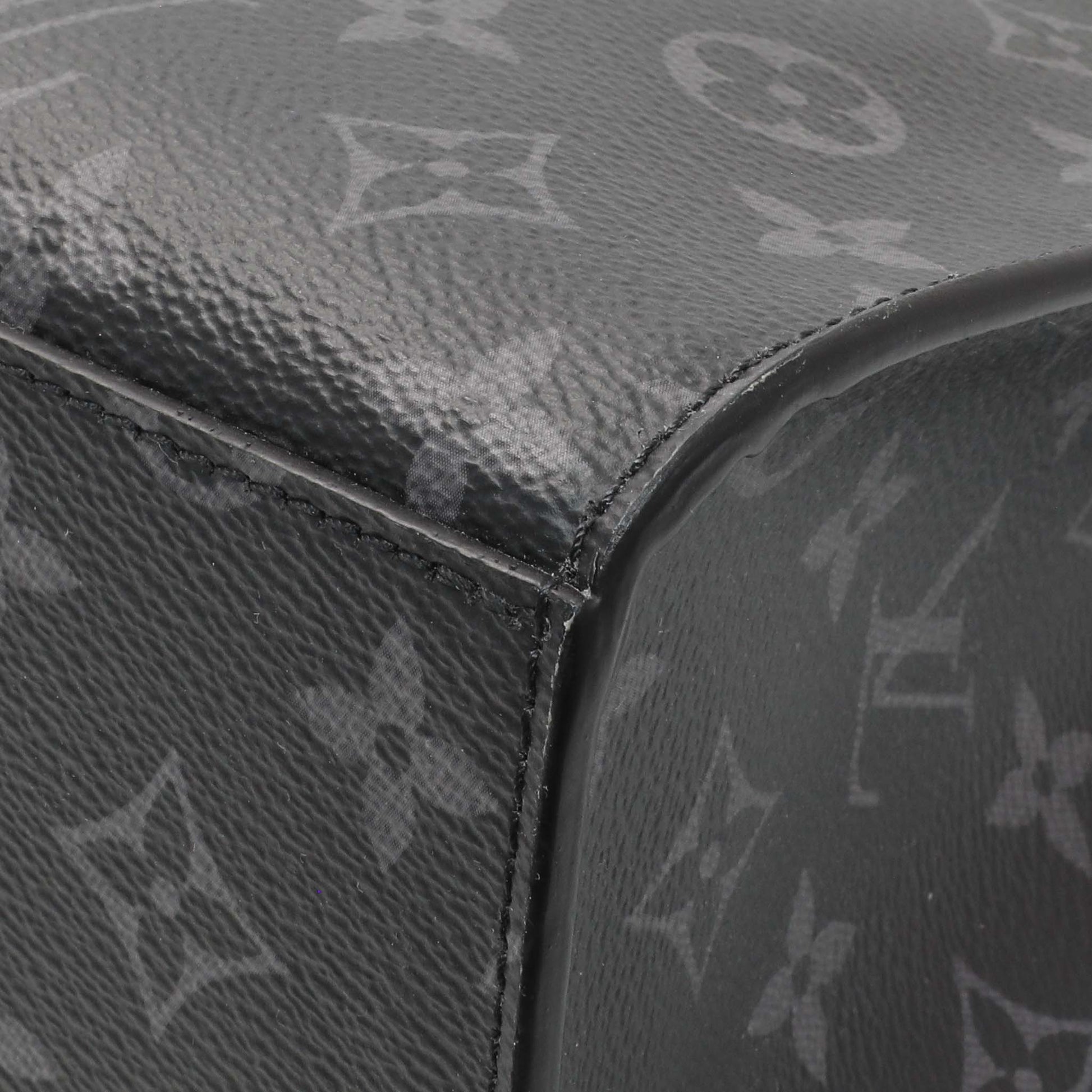 Exclusive Louis Vuitton Monogram Eclipse Sac Plat Horizontal Zipper — Alternate View 7