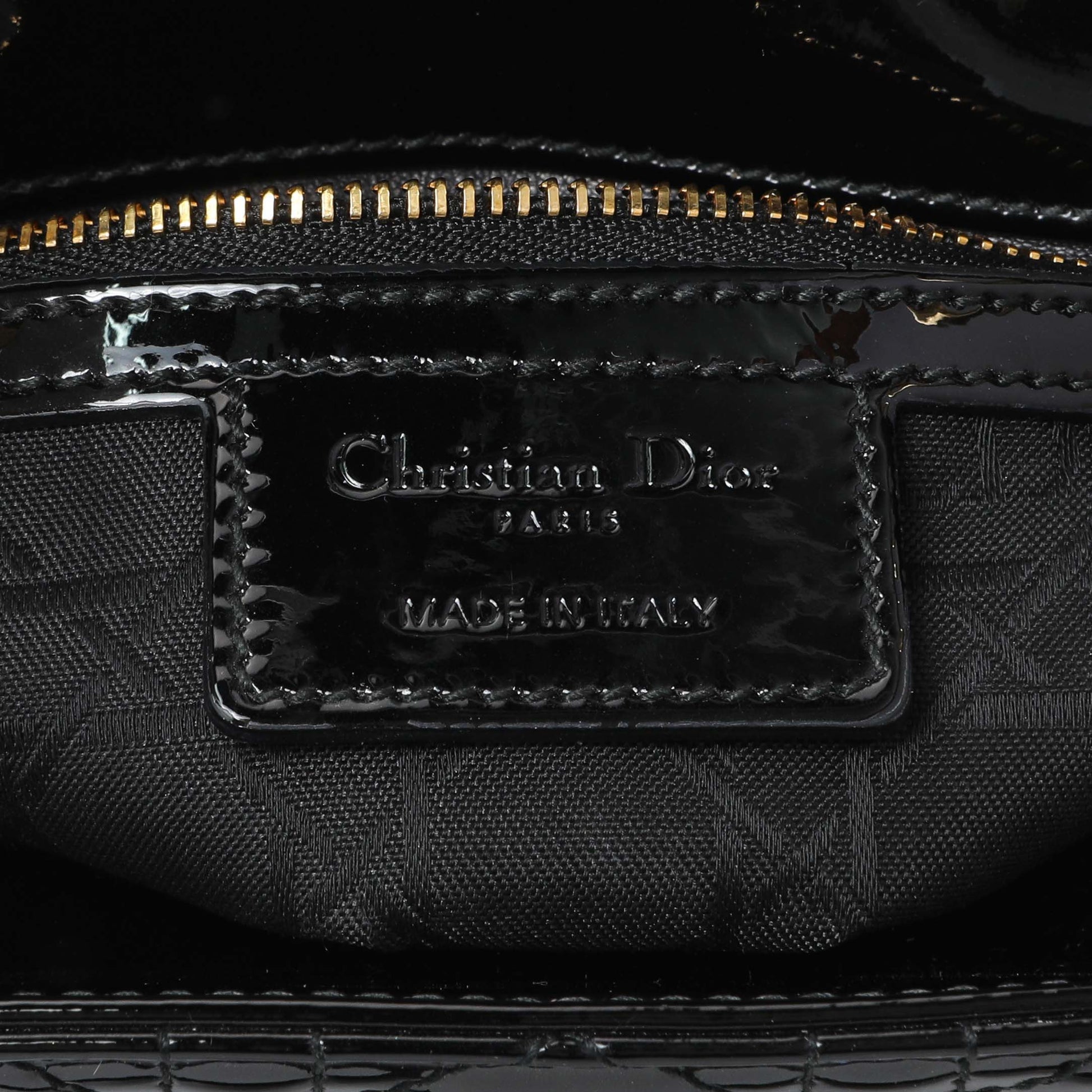 Exclusive Christian Dior Patent Cannage Medium Lady Dior — Detail View