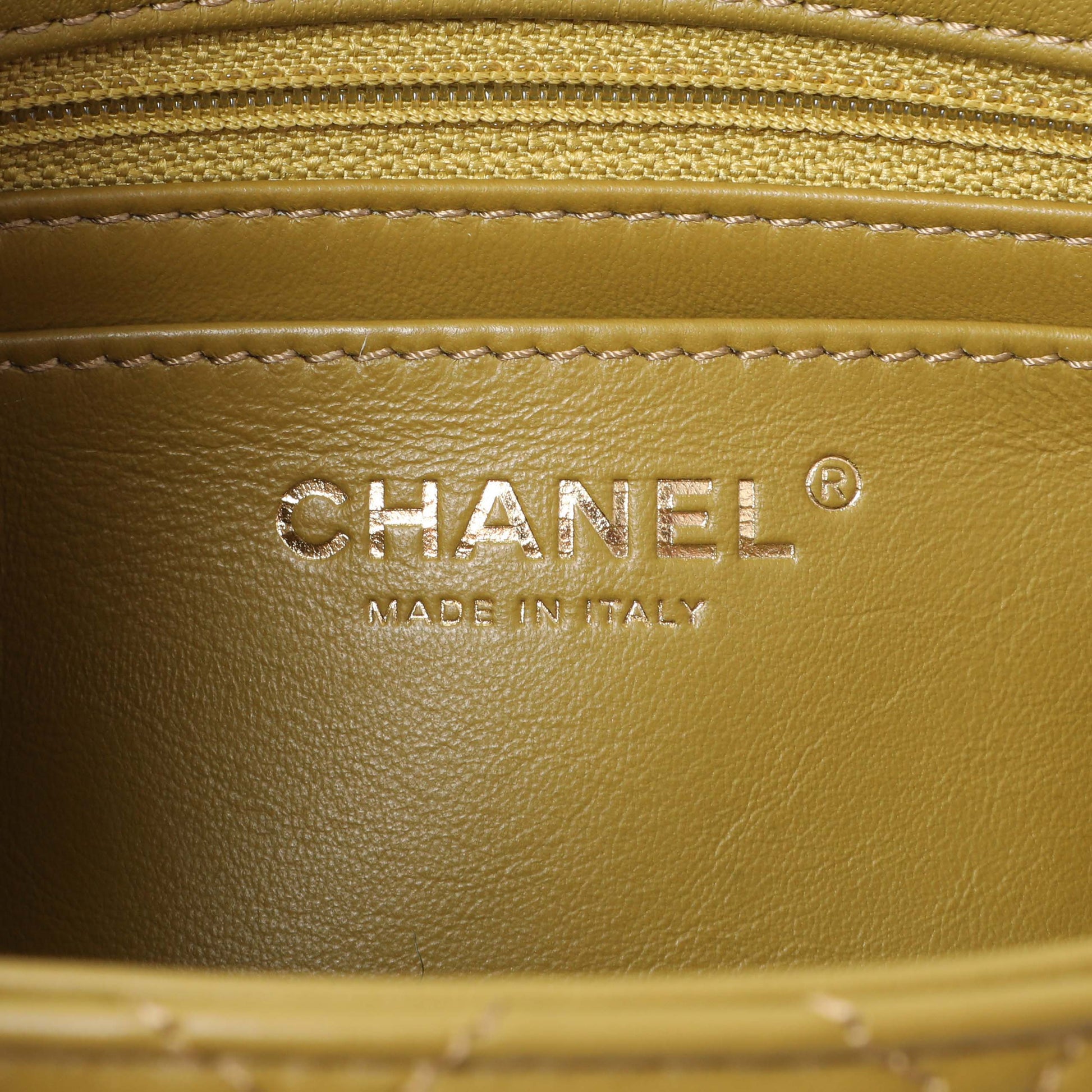 Exclusive Chanel Green Quilted Lambskin Mini Pearl Crush Flap — Detail View