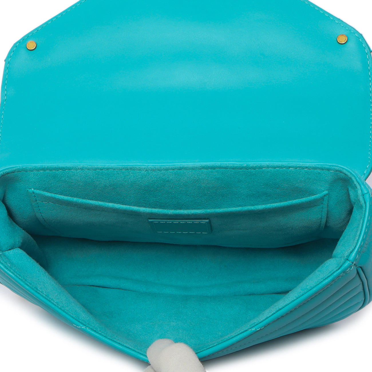 Exclusive Louis Vuitton Malibu Green Calfskin New Wave Chain MM — Detail View