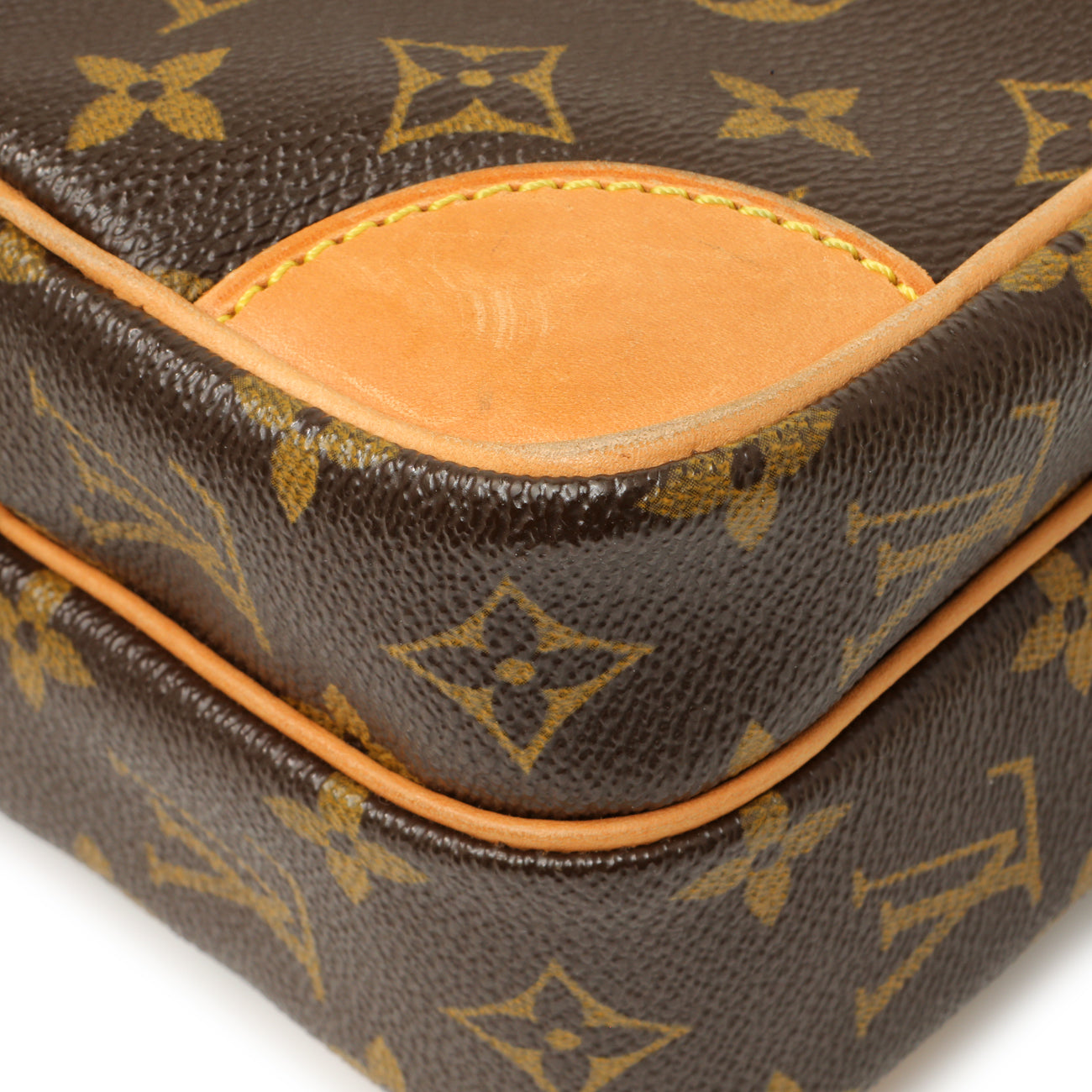 Exclusive Louis Vuitton Monogram Amazone Shoulder Bag — Alternate View 7