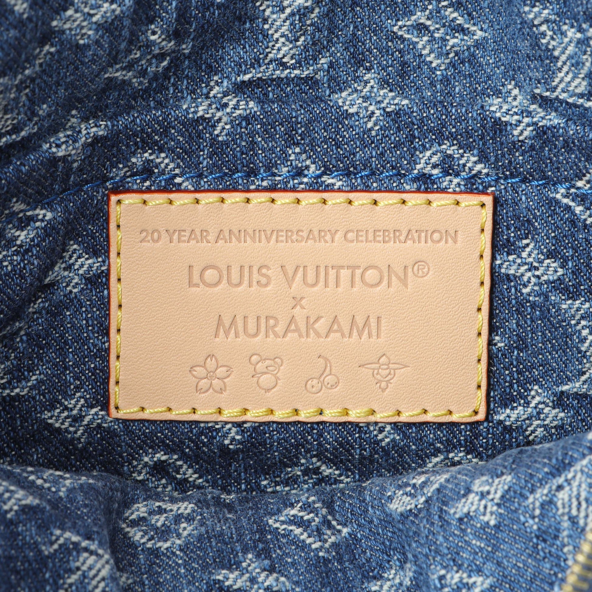 Exclusive Louis Vuitton X Takashi Murakami Cherry Pochette Accessories — Detail View