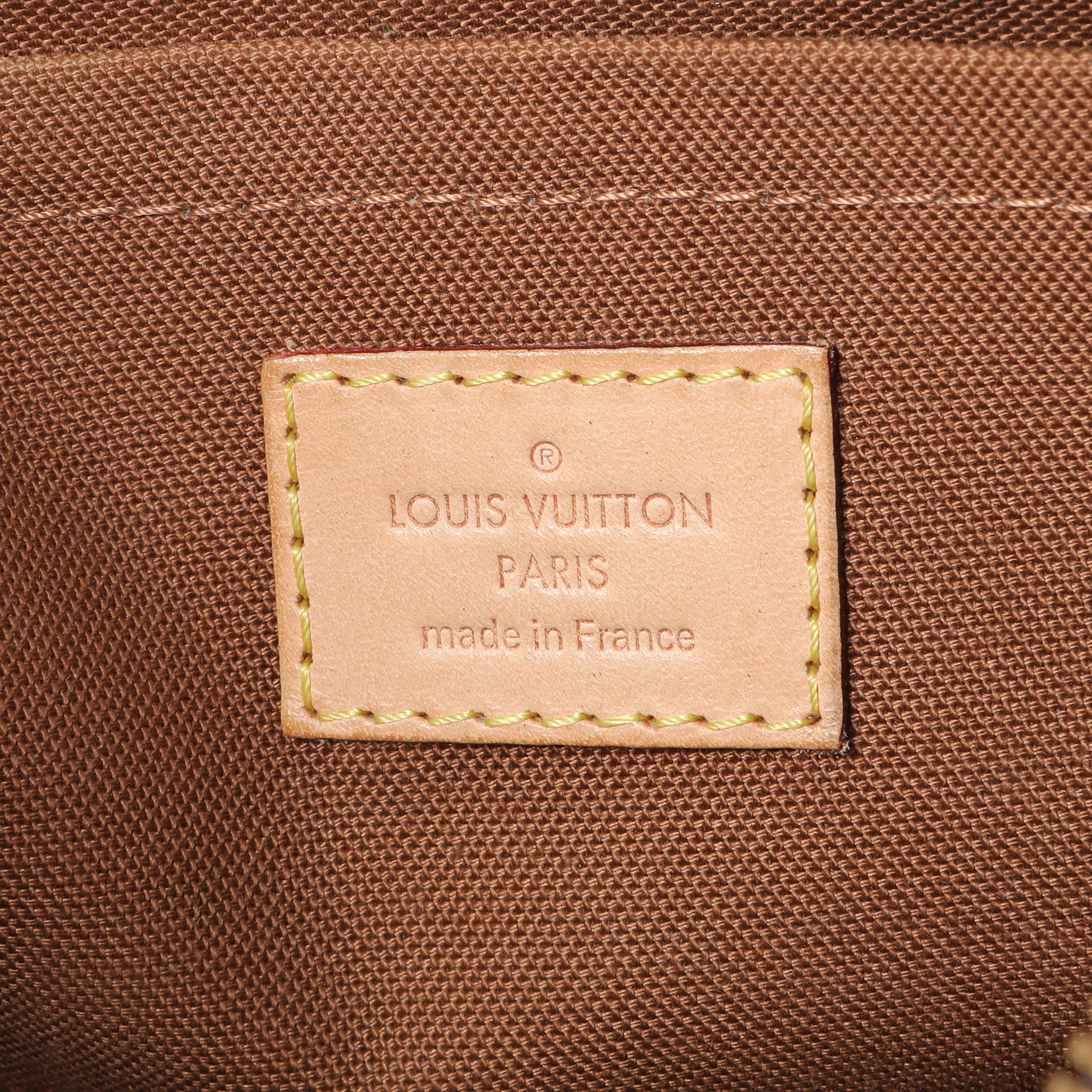 Exclusive Louis Vuitton Monogram Thames GM — Detail View