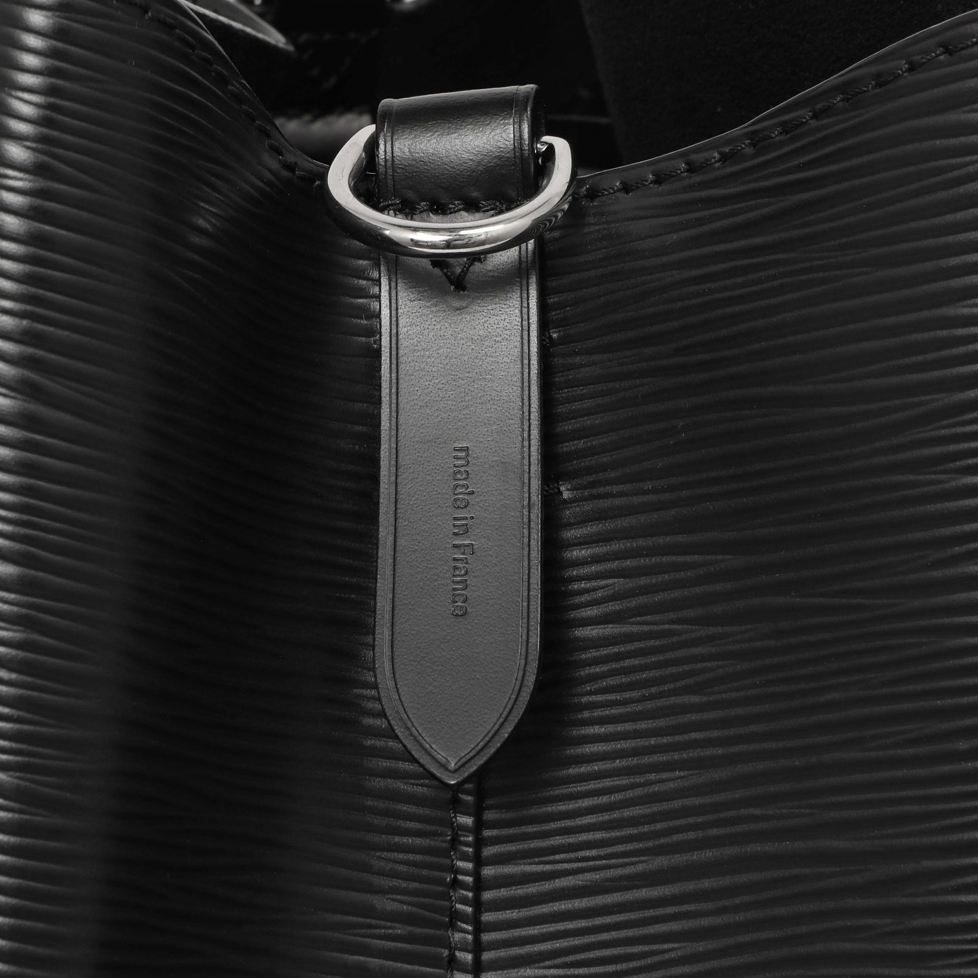Exclusive Louis Vuitton Black Epi NeoNoe — Alternate View 9