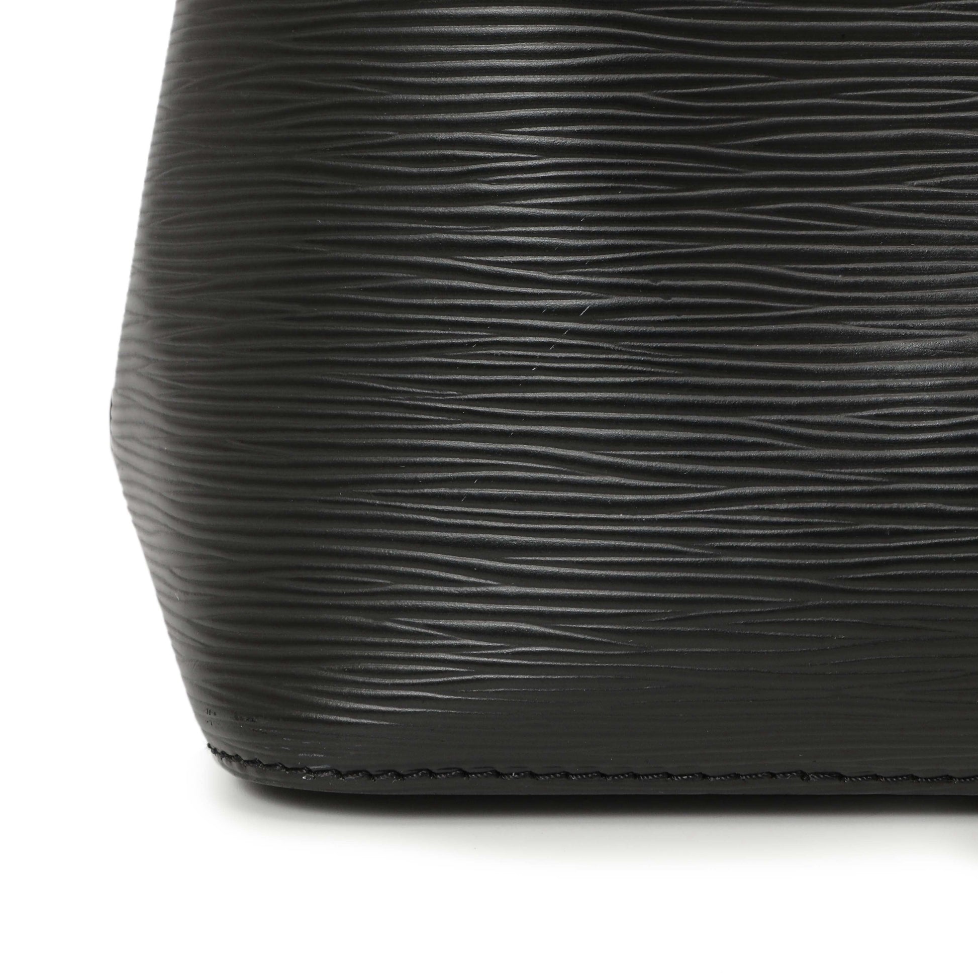 Exclusive Louis Vuitton Black Epi NeoNoe — Alternate View 11