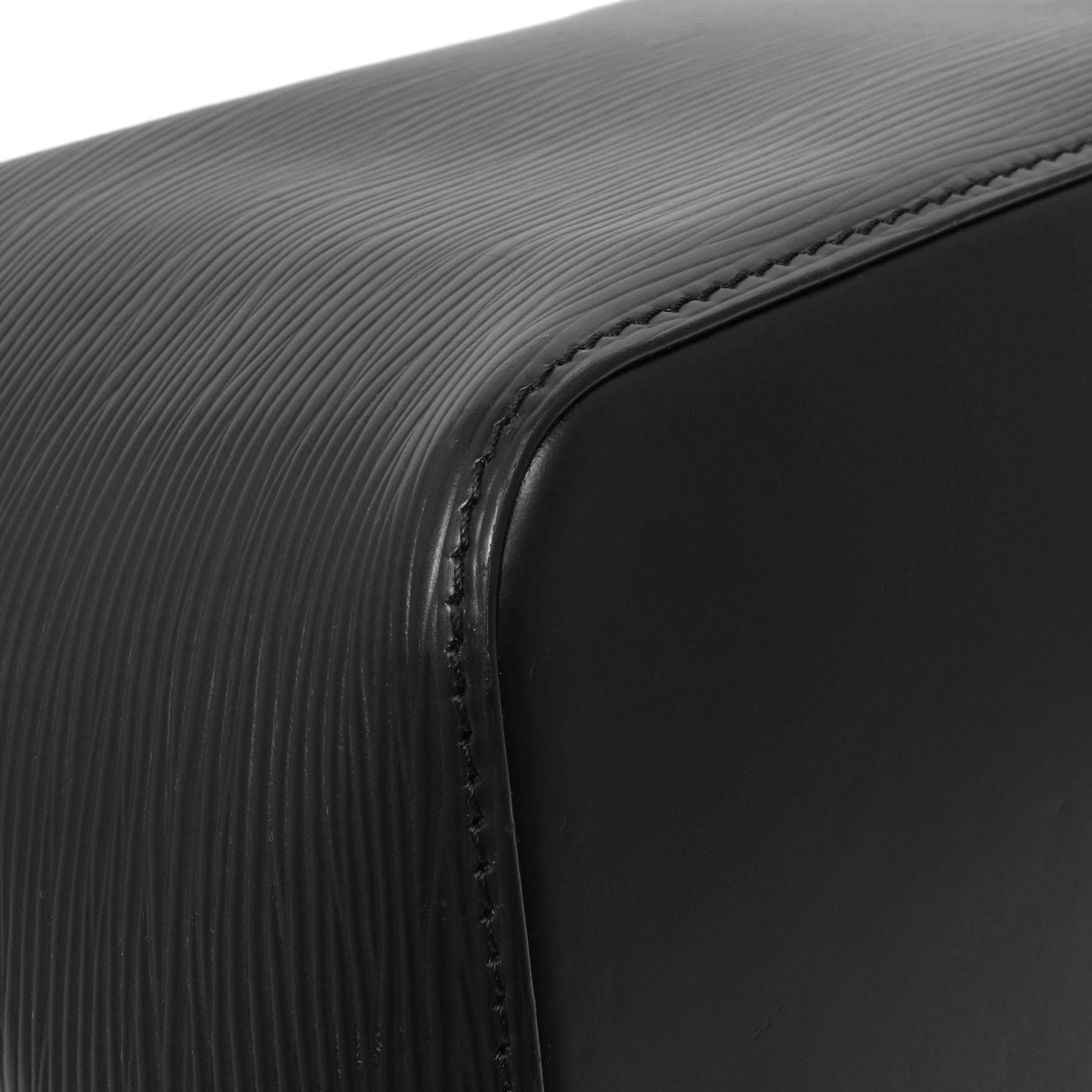 Exclusive Louis Vuitton Black Epi NeoNoe — Top View