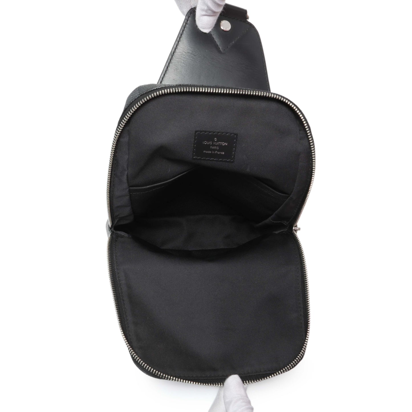 Exclusive Louis Vuitton Damier Graphite Avenue Sling — Alternate View 10