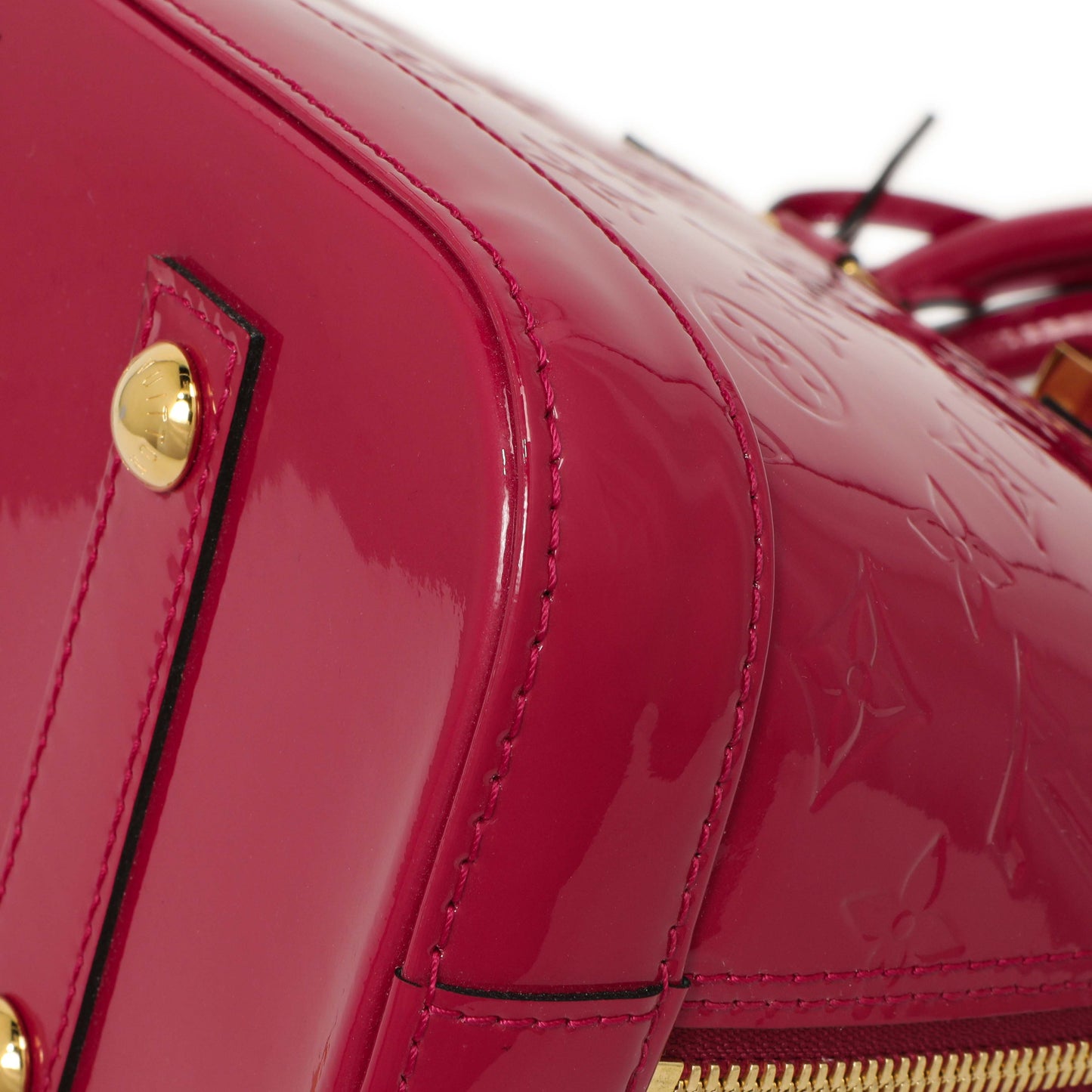 Exclusive Louis Vuitton Rose Indien Vernis Alma PM — Detail View