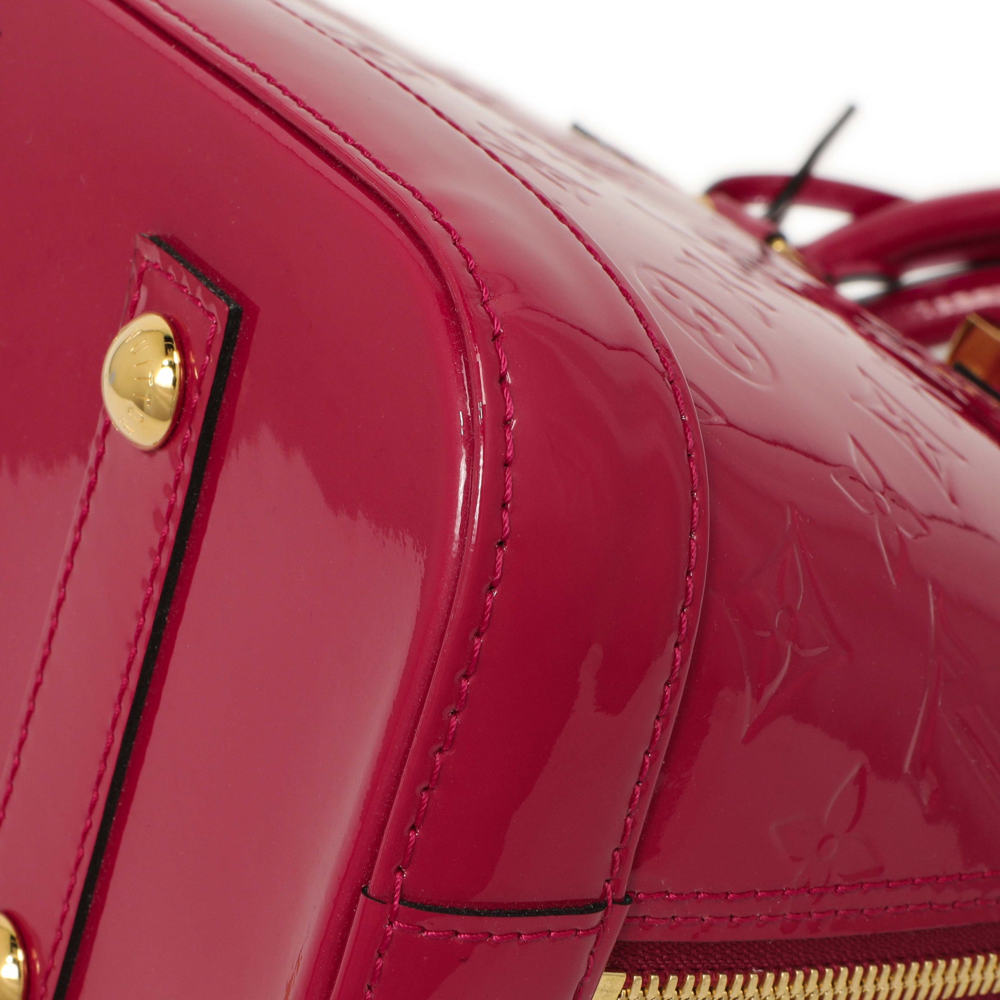 Exclusive Louis Vuitton Rose Indien Vernis Alma PM — Detail View