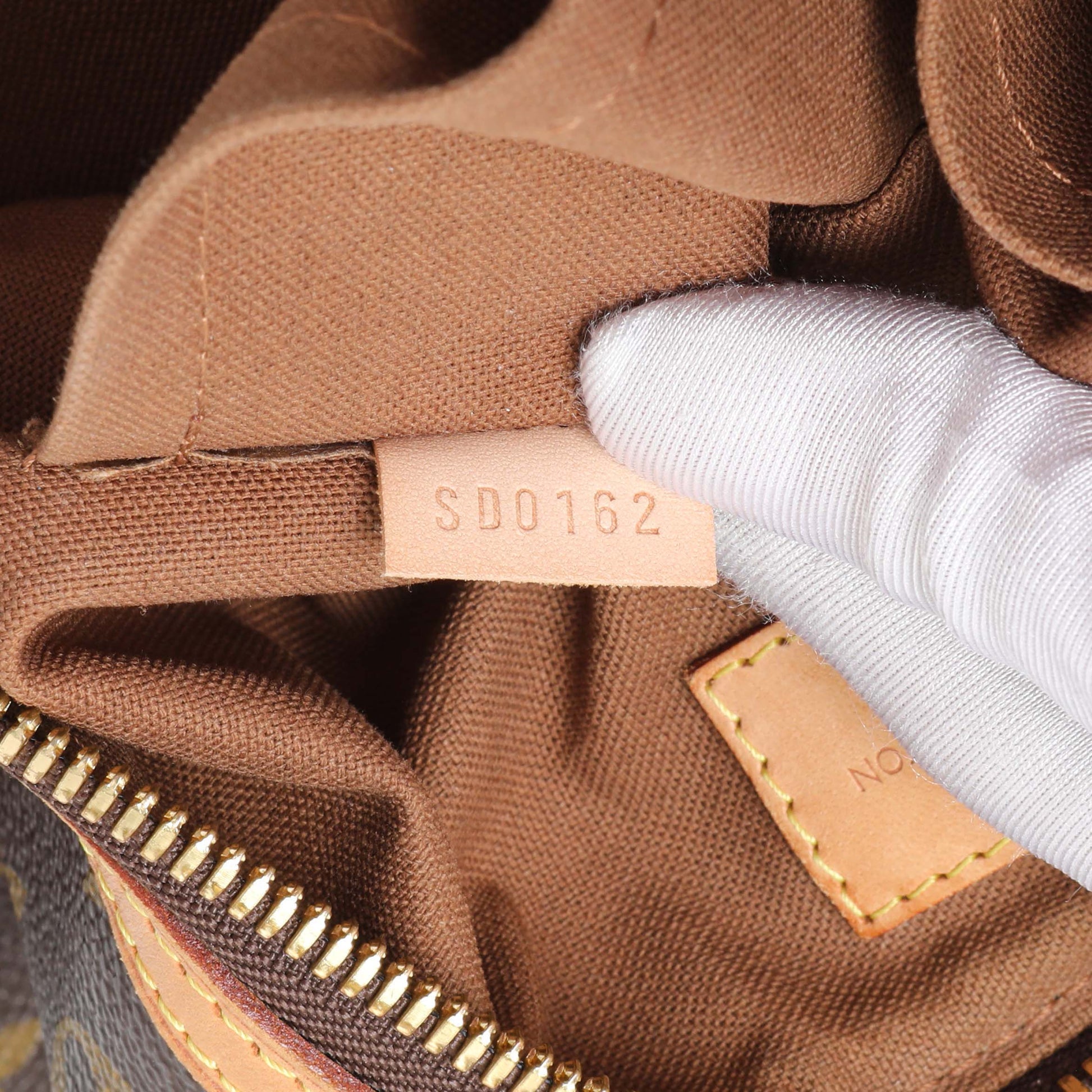 Exclusive Louis Vuitton Monogram Palermo PM — Alternate View 10
