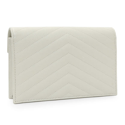 Exclusive Saint Laurent Crema Grain De Poudre Matelasse Chevron Monogram Envelope Chain Wallet — Side View