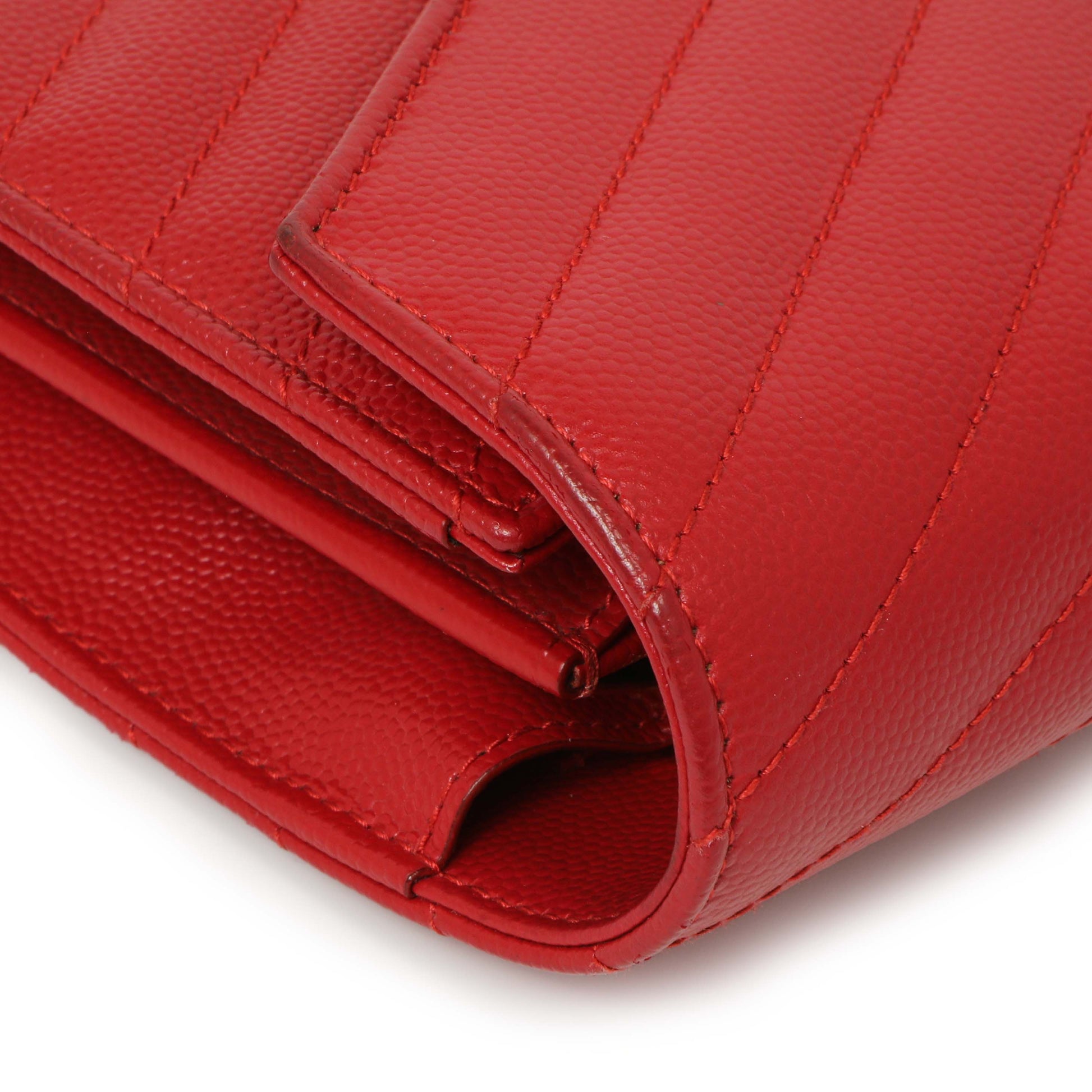 Exclusive Saint Laurent Red Grain De Poudre Matelasse Chevron Monogram Chain Wallet — Alternate View 14