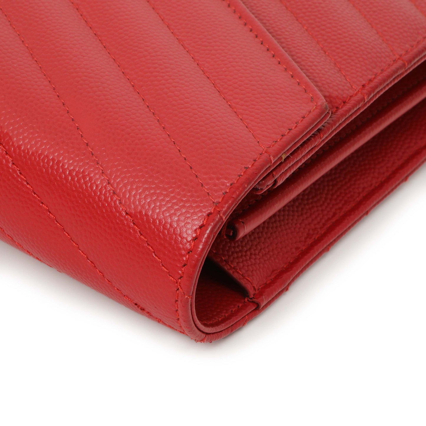 Exclusive Saint Laurent Red Grain De Poudre Matelasse Chevron Monogram Chain Wallet — Alternate View 15