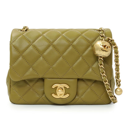 Exclusive Chanel Green Quilted Lambskin Mini Pearl Crush Flap — Front View