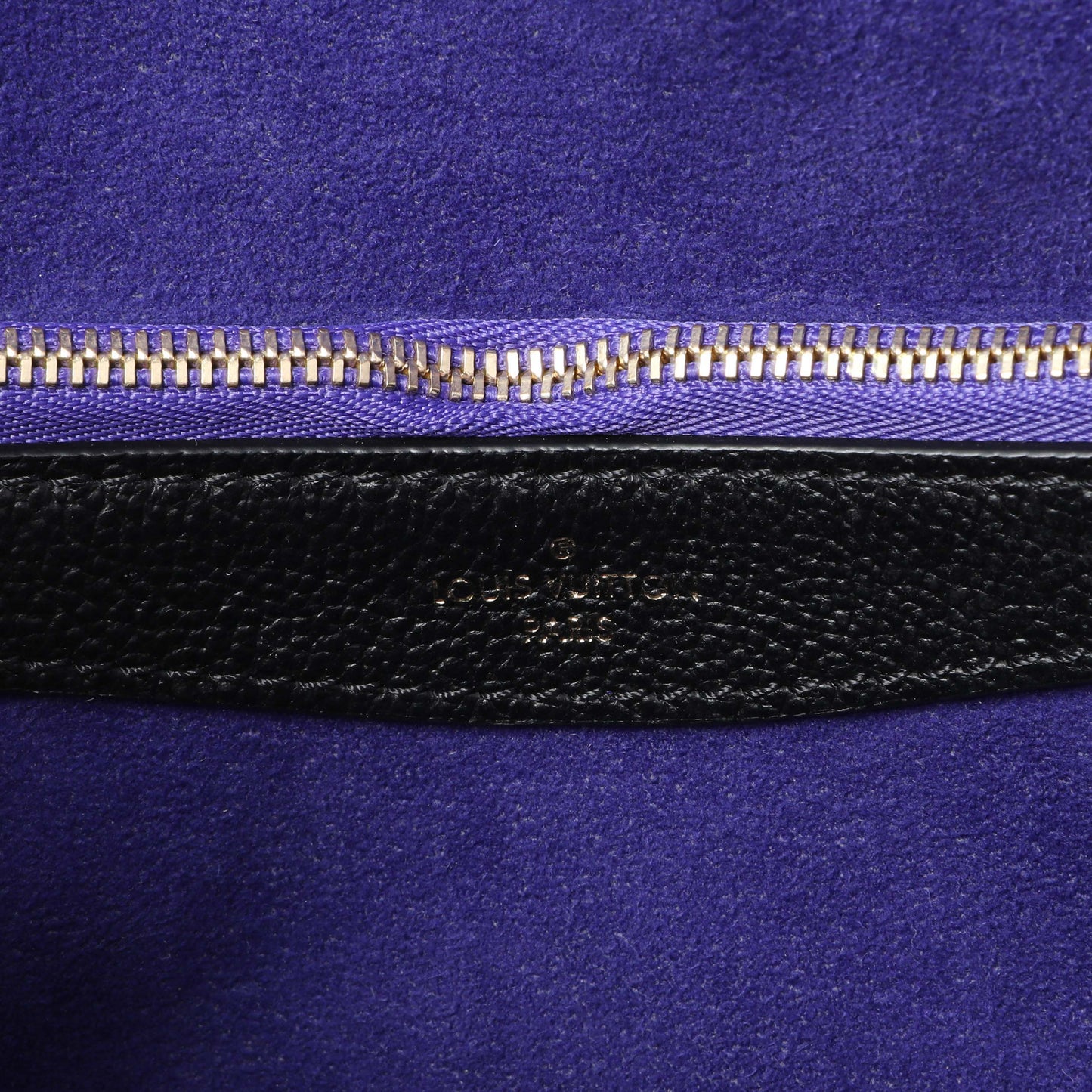 Exclusive Louis Vuitton Empreinte Monogram Giant Diane Black — Detail View