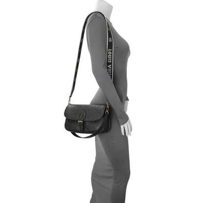 Exclusive Louis Vuitton Empreinte Monogram Giant Diane Black — Lifestyle View
