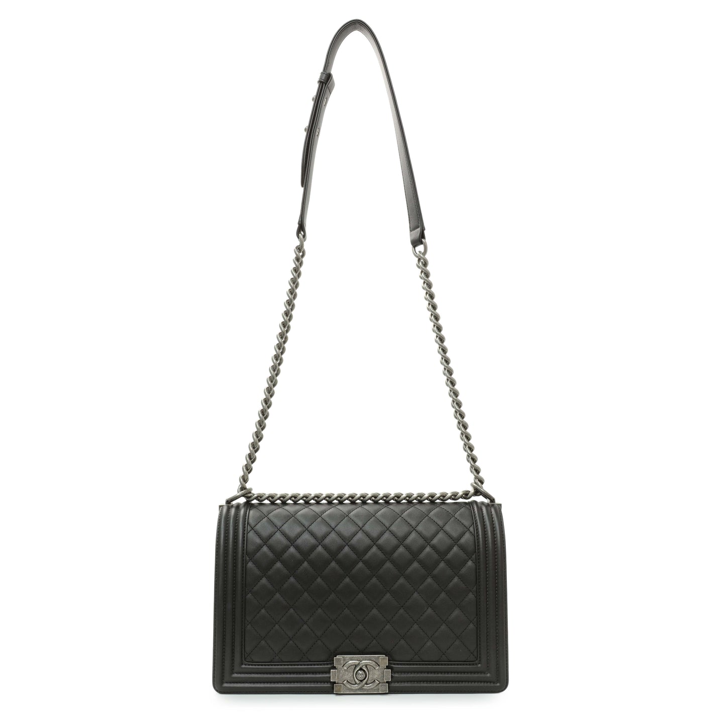 Exclusive Chanel Black Quilted Calfskin New Medium Boy Flap — Front View