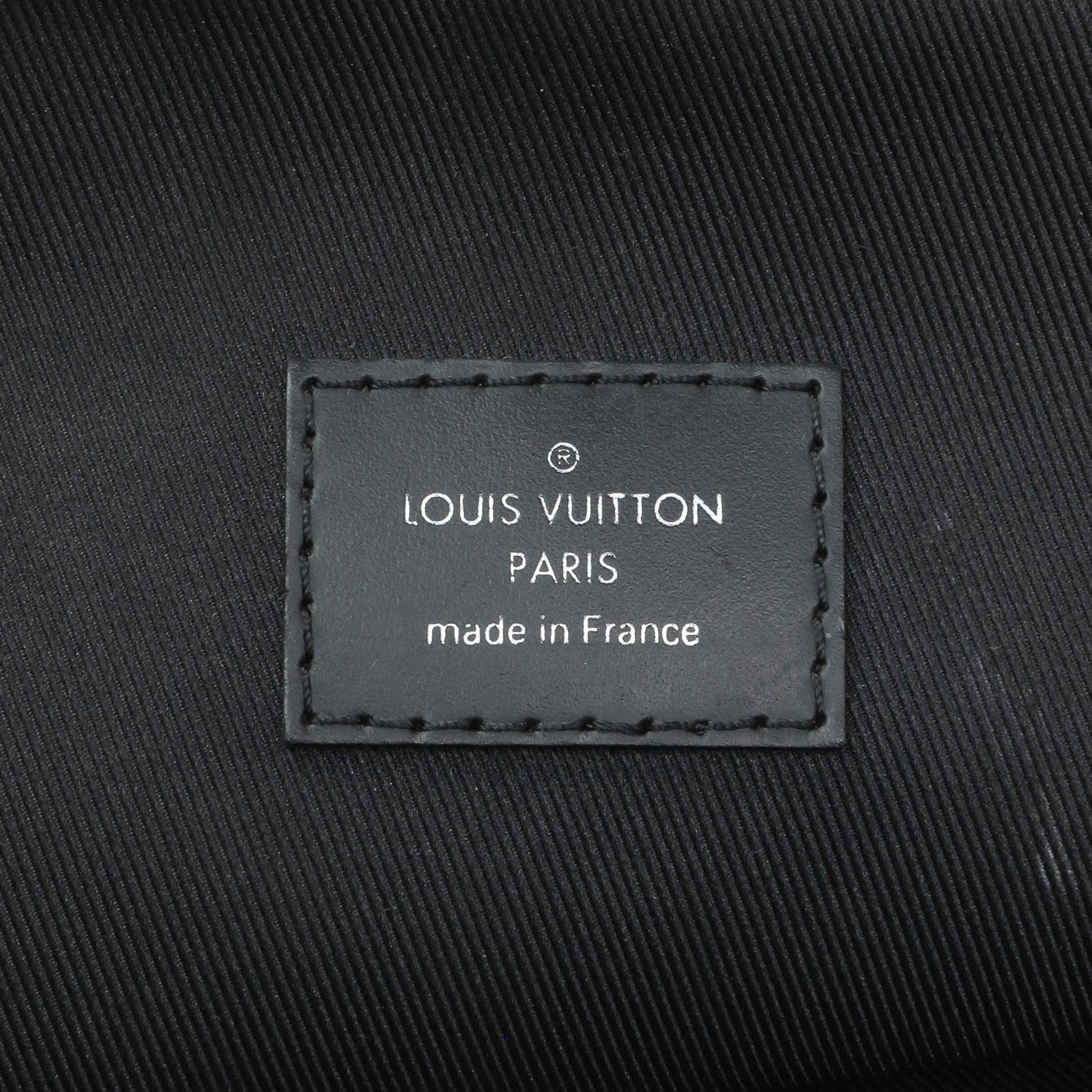 Exclusive Louis Vuitton Damier Graphite Avenue Sling — Alternate View 11