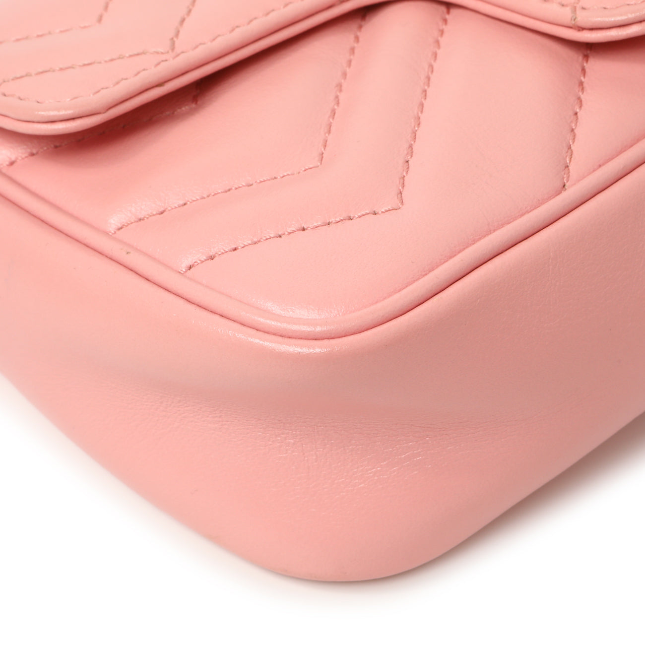 Exclusive Gucci Pink Calfskin Matelasse Super Mini GG Marmont — Top View