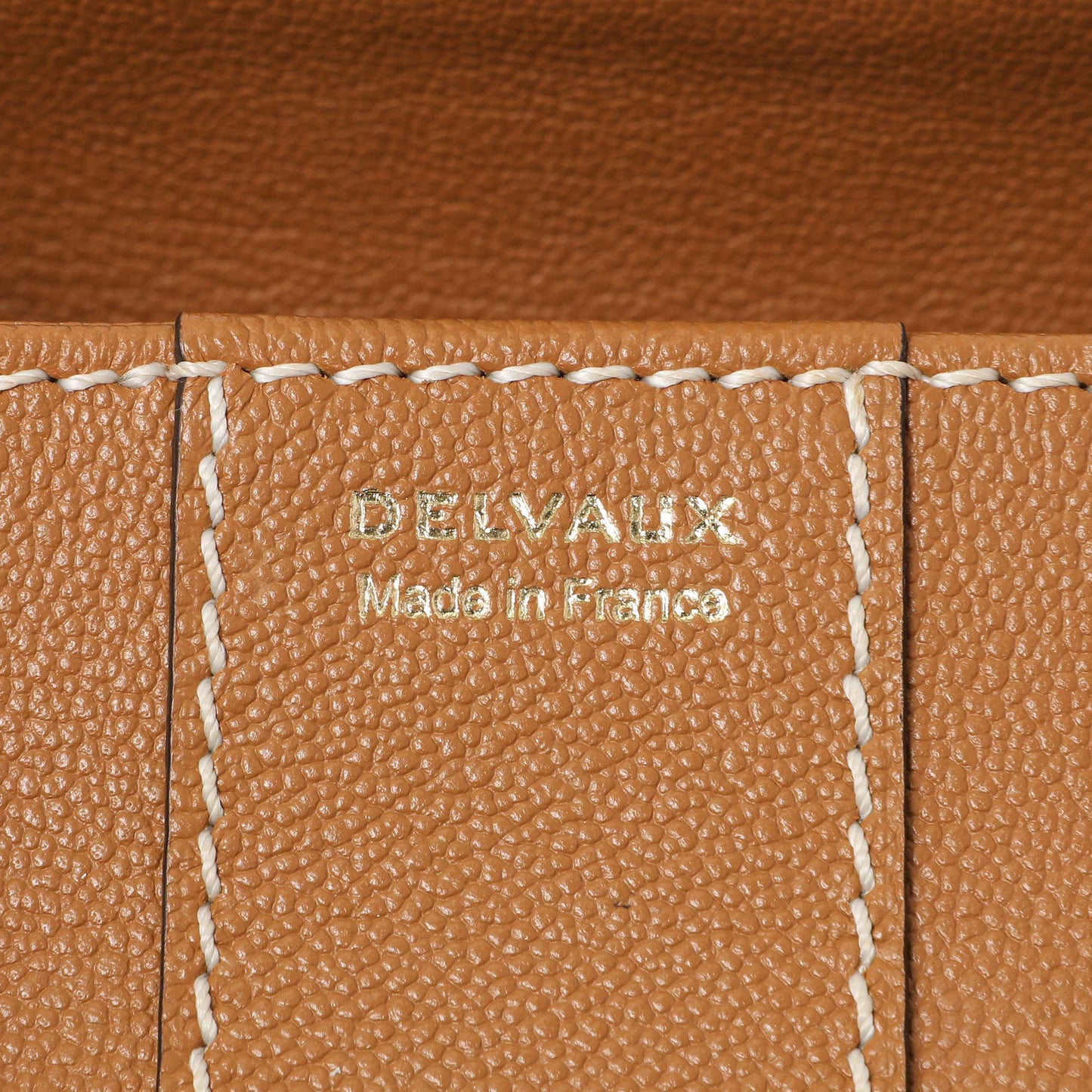 Exclusive Delvaux Tan Rodeo Calfskin Brillant Wallet On Chain — Detail View