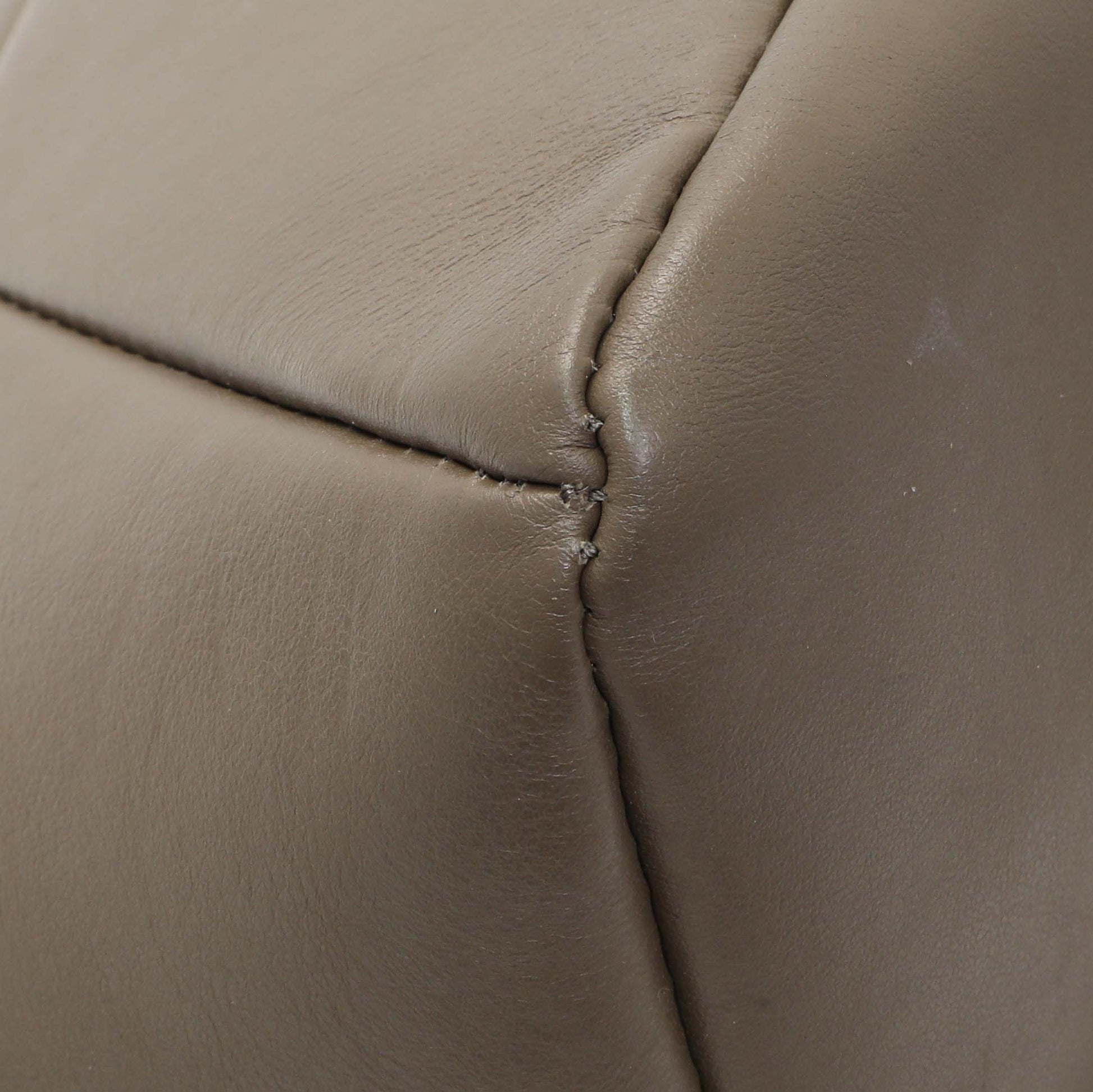 Exclusive Chloe Grey Calfskin Juana Shoulder Bag — Detail View