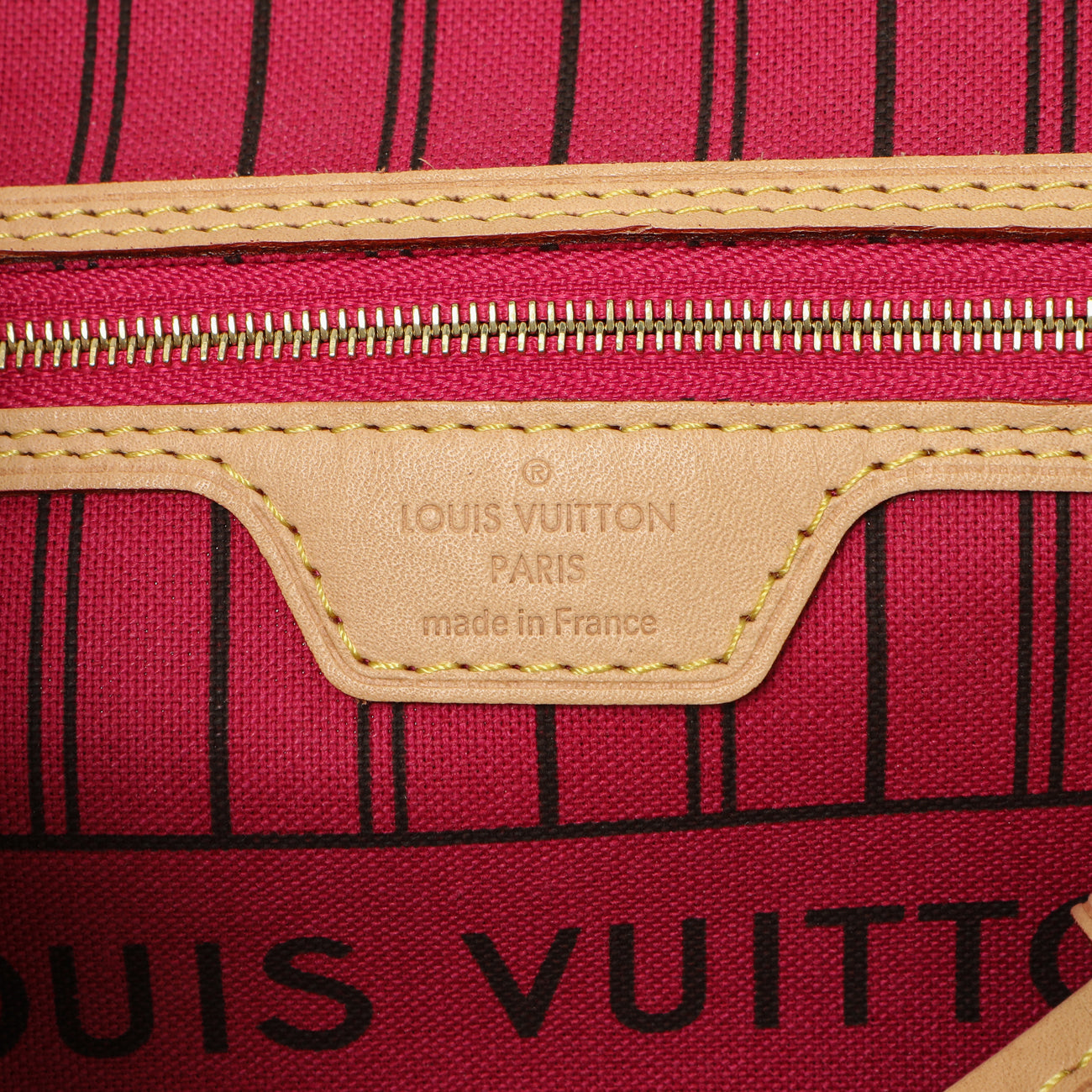 Exclusive Louis Vuitton Monogram Pivoine Neverfull PM — Detail View