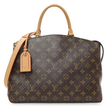 Exclusive Louis Vuitton Monogram Grand Palais — Front View