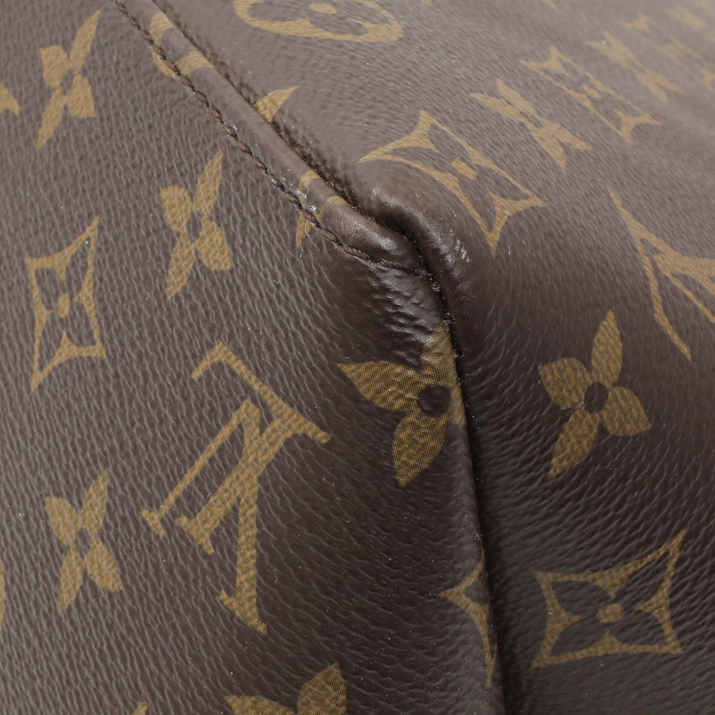 Exclusive Louis Vuitton Monogram Grand Palais — Alternate View 7