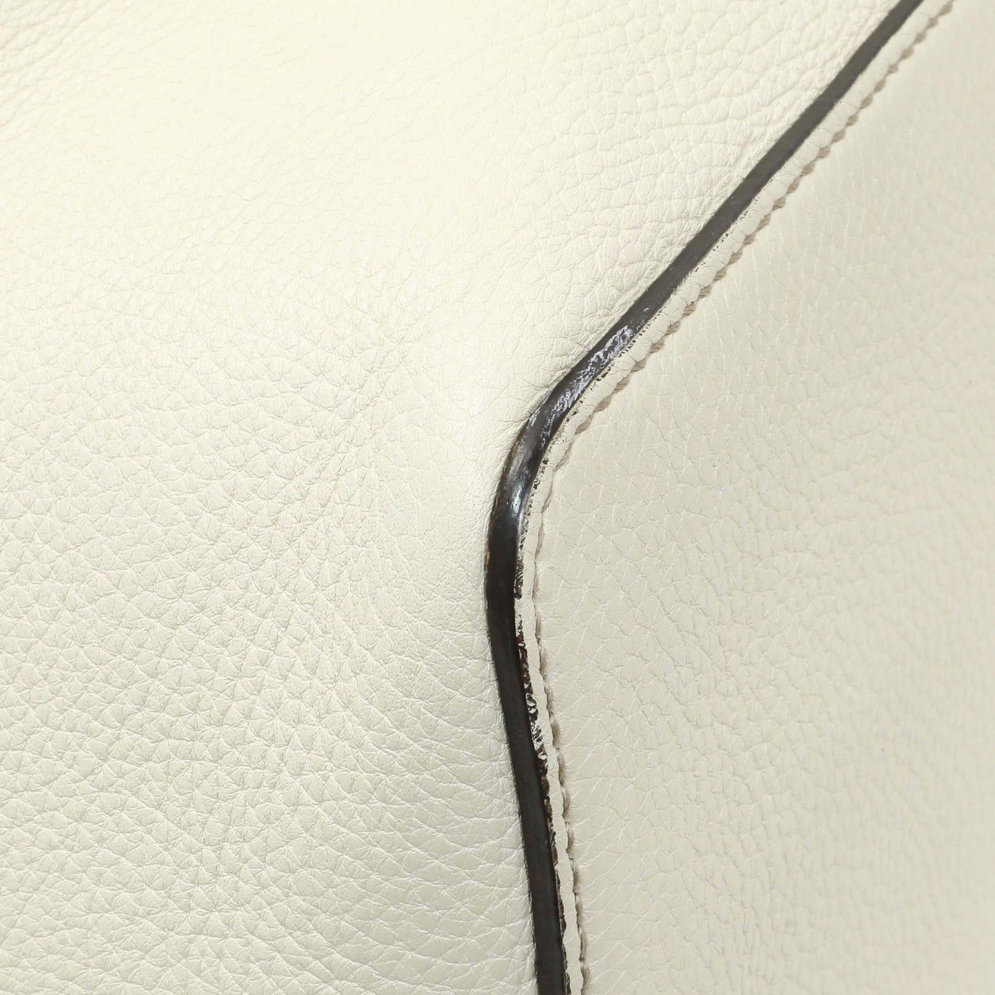 Exclusive Gucci Ivory Soho Pebbled Leather Hobo Shoulder Bag — Top View
