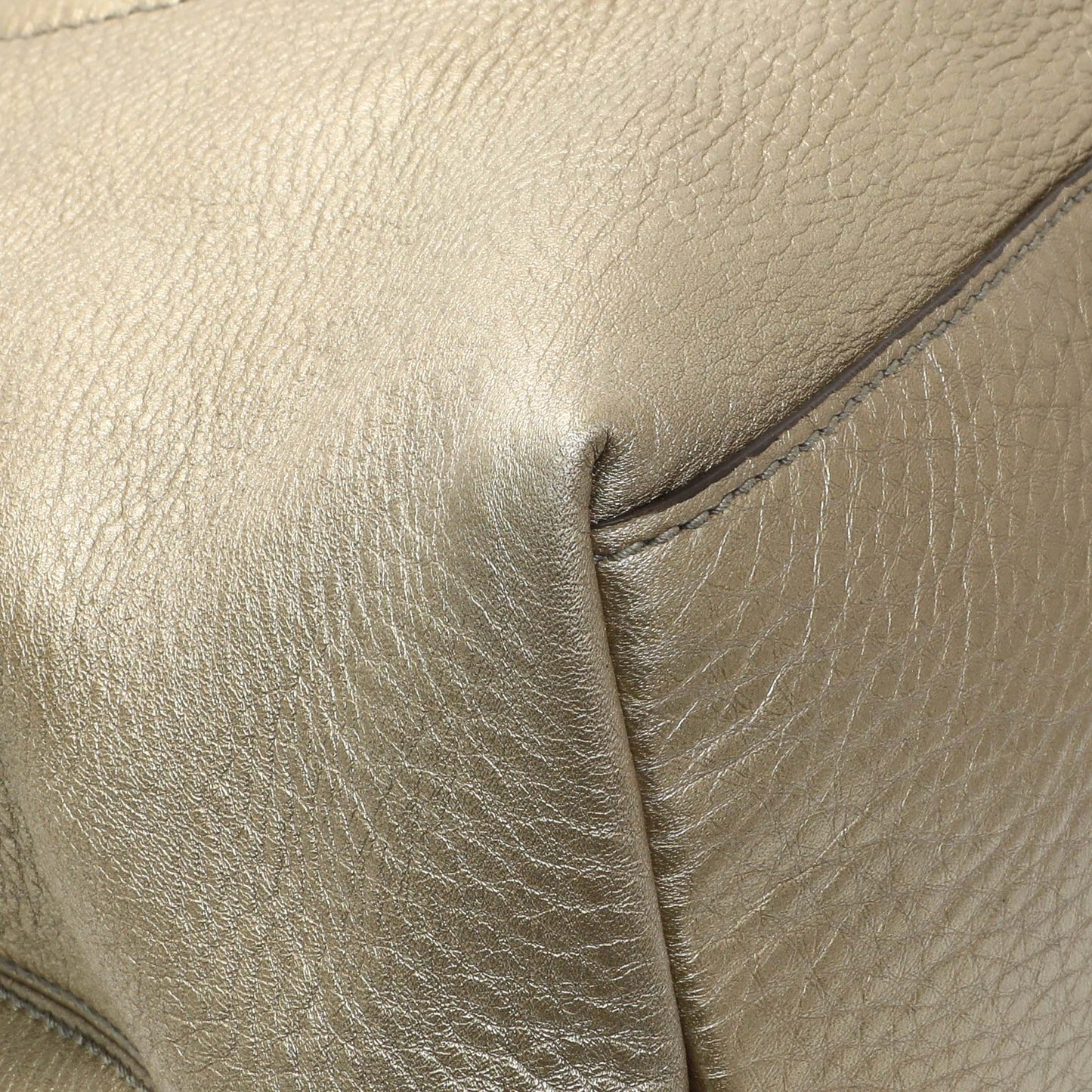 Exclusive Gucci Gold Pebbled Calfskin Medium Soho Chain Shoulder Bag — Top View