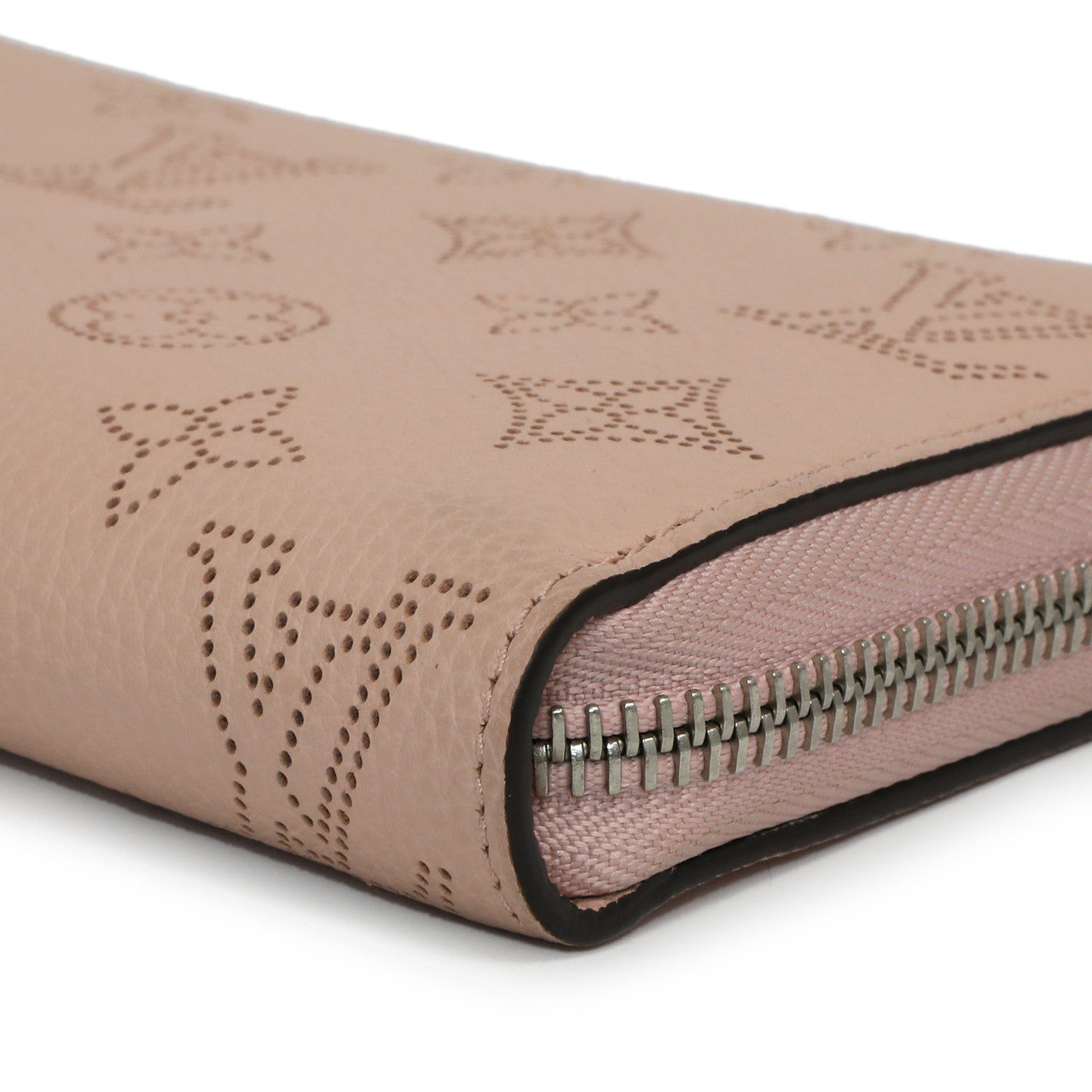 Exclusive Louis Vuitton Magnolia Mahina Zippy Wallet — Lifestyle View