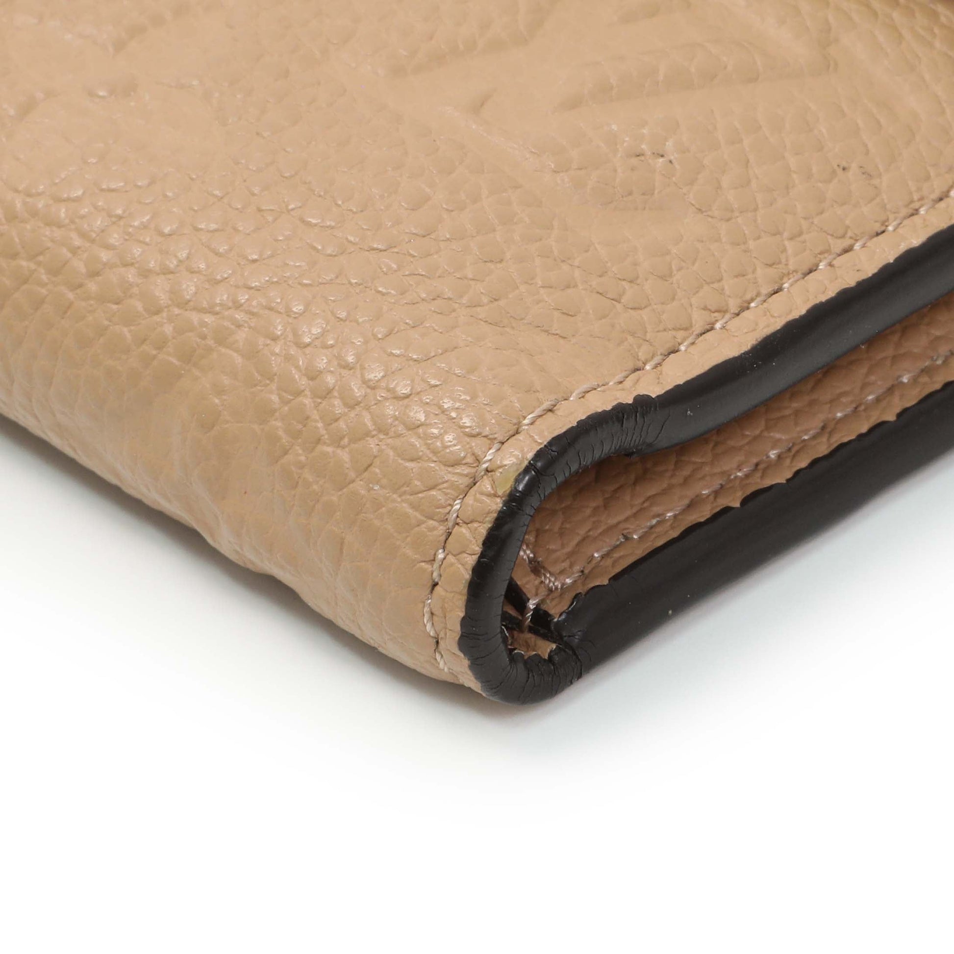 Exclusive Louis Vuitton Beige Empreinte Zoe Wallet — Detail View