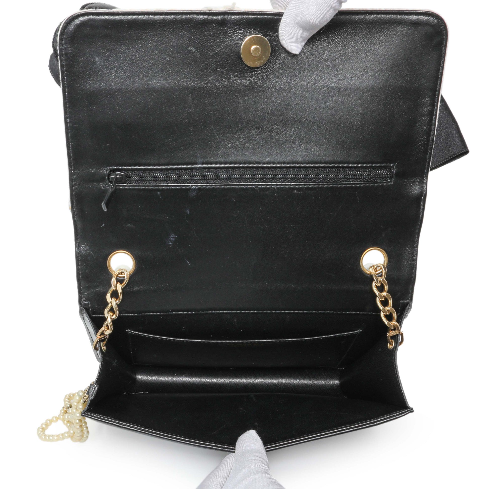 Exclusive Chanel Tweed Lambskin Camellia Pearl Chain Flap — Alternate View 11