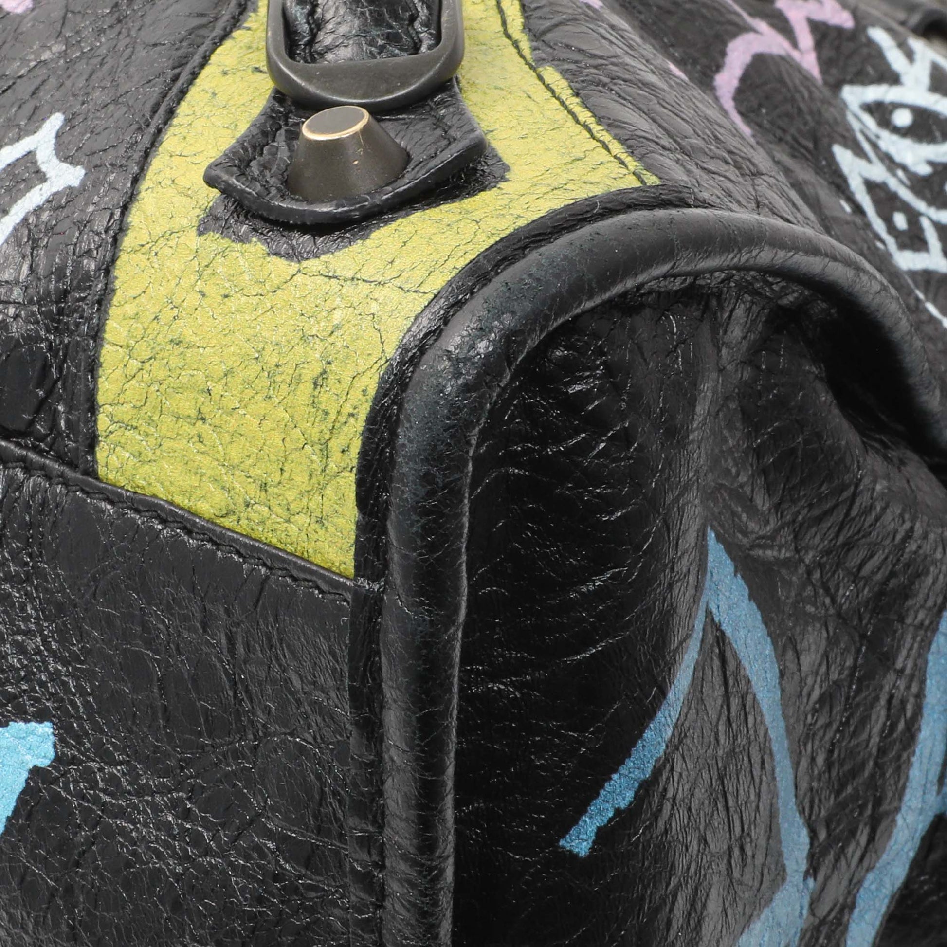 Exclusive Balenciaga Black Agneau Graffiti All Over Classic Hardware City — Detail View