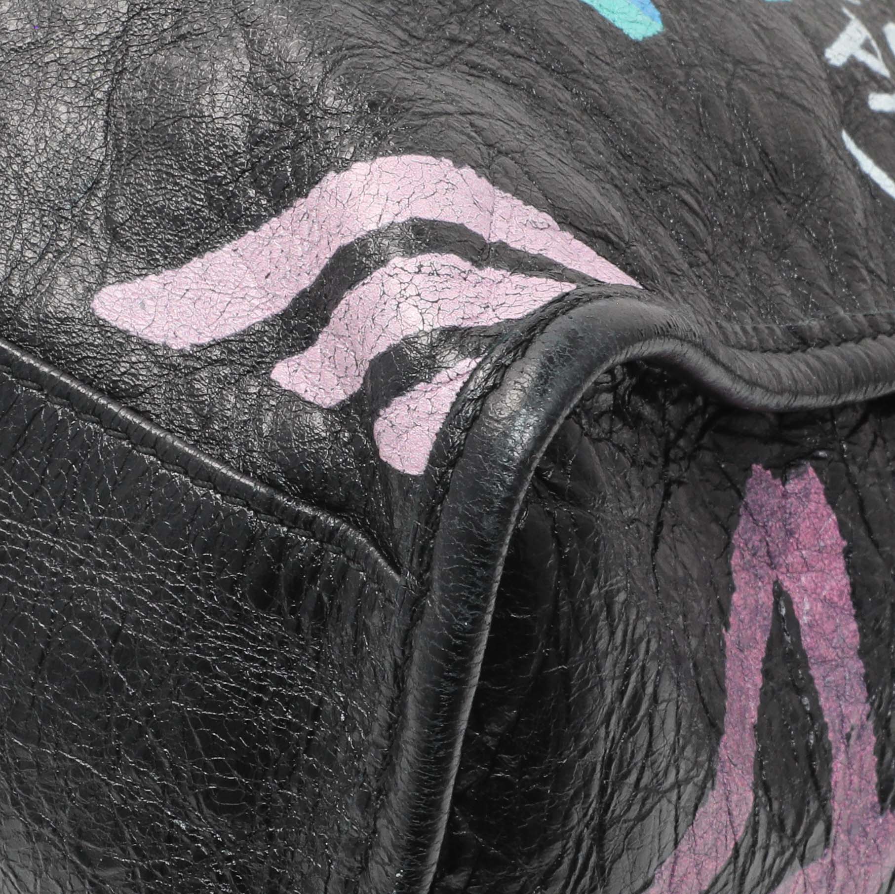 Exclusive Balenciaga Black Agneau Graffiti All Over Classic Hardware City — Alternate View 7