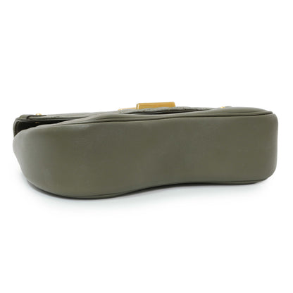 Exclusive Louis Vuitton Calfskin New Wave Chain MM — Top View
