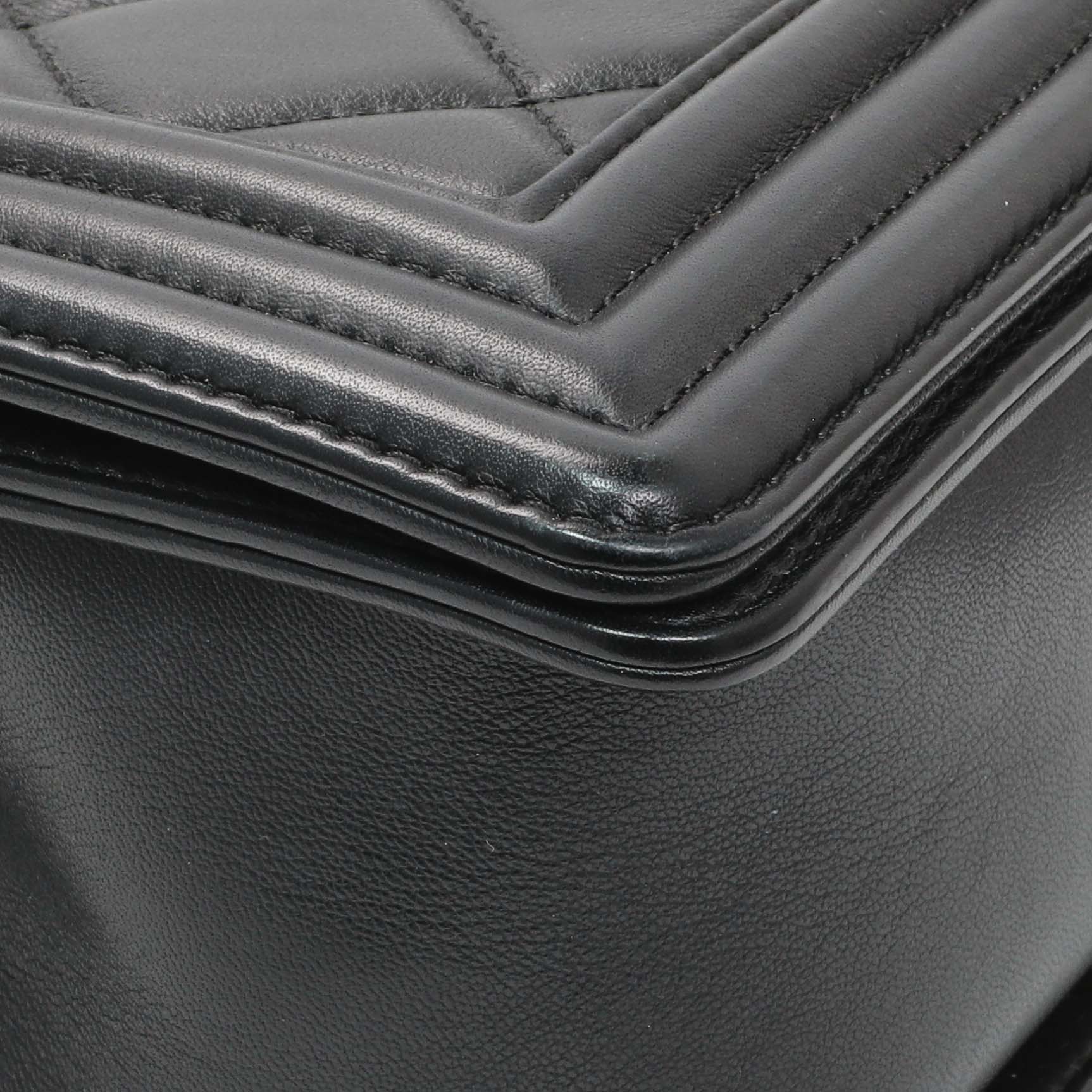 Exclusive Chanel Black Quilted Lambskin Medium Boy Flap — Detail View