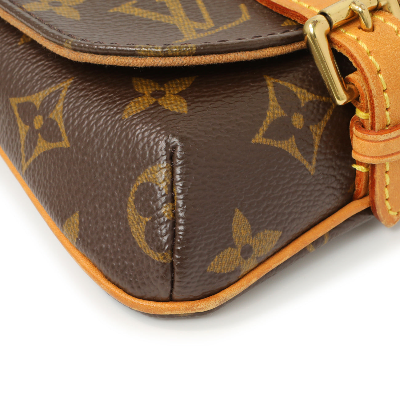 Exclusive Louis Vuitton Monogram Pochette Marelle PM — Top View
