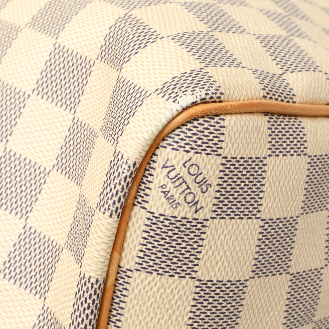Exclusive Louis Vuitton Damier Azur Keepall Bandouliere 45 — Detail View