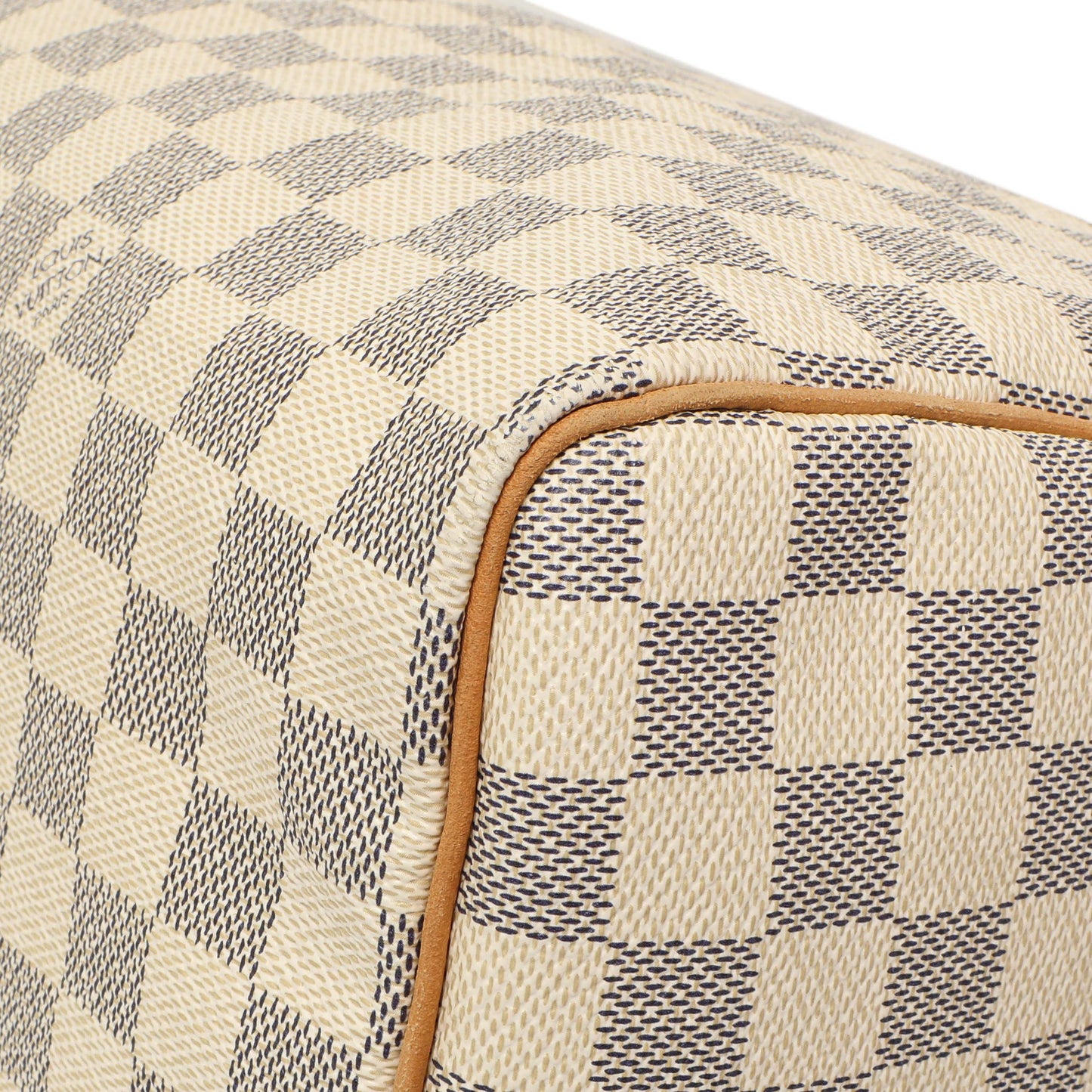 Exclusive Louis Vuitton Damier Azur Speedy 35 — Detail View