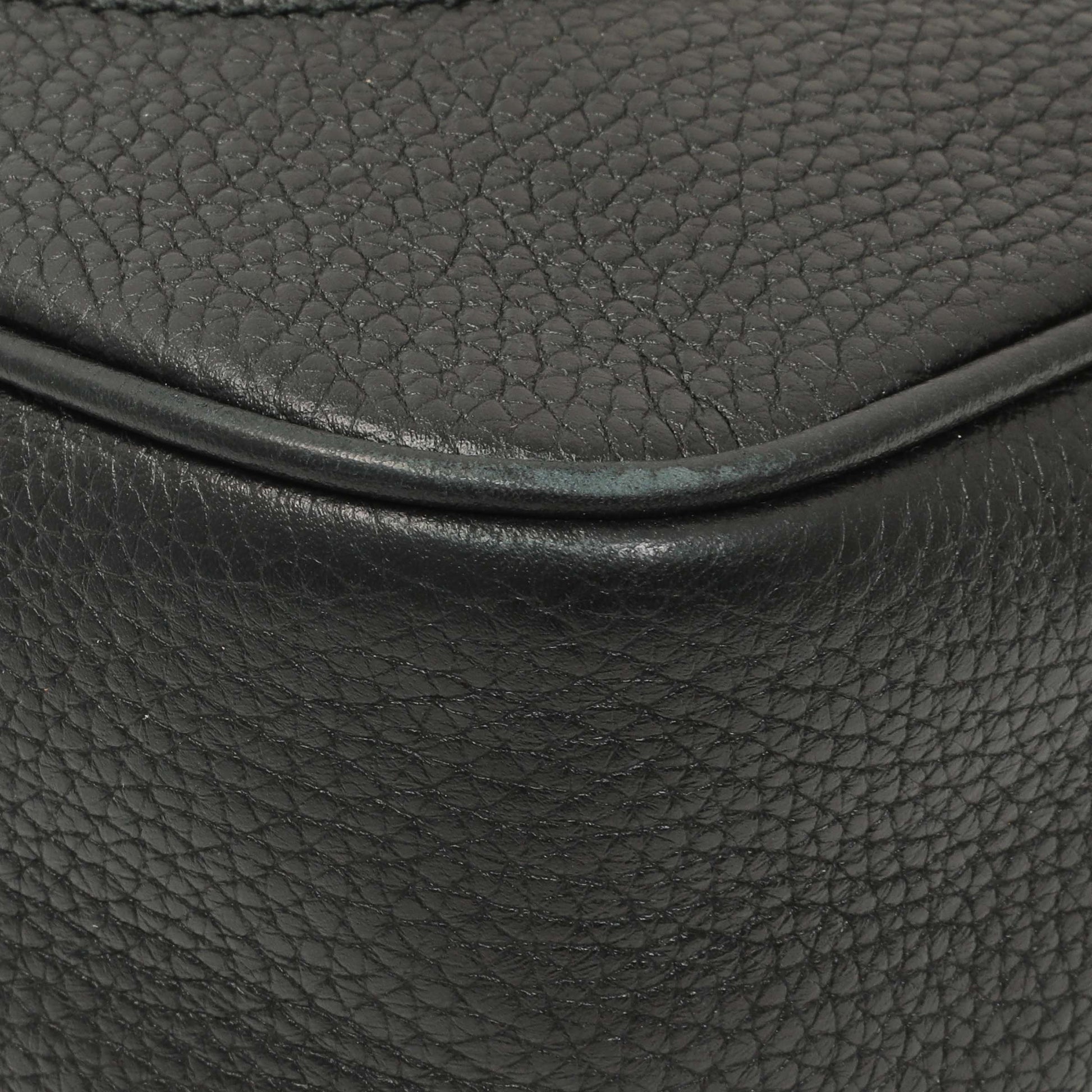 Exclusive Gucci Black Pebbled Calfskin Small Soho Disco Bag — Detail View