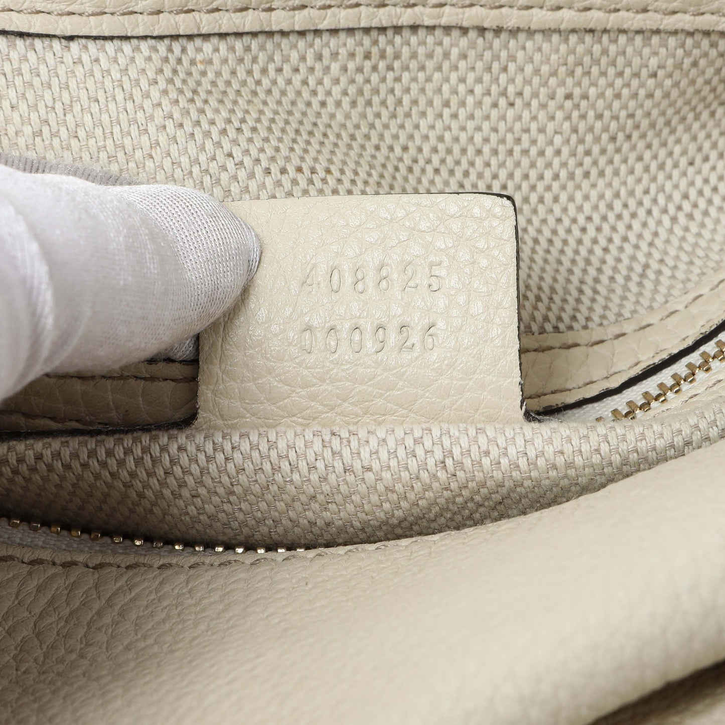 Exclusive Gucci Ivory Soho Pebbled Leather Hobo Shoulder Bag — Alternate View 10